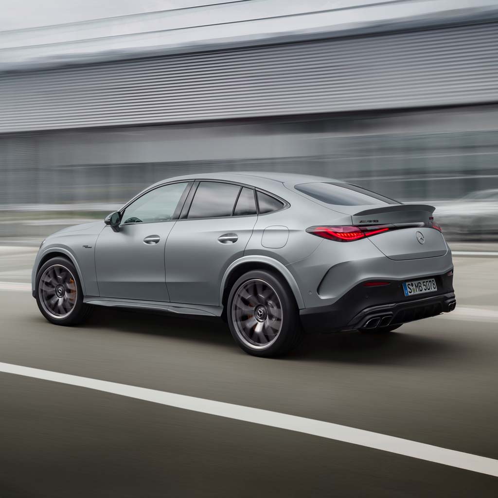 Mercedes-AMG-GLC-Seitenansicht