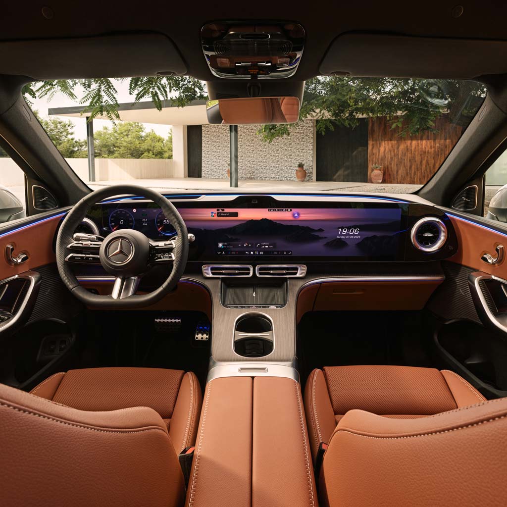 Mercedes-Benz-GLC-400-Cockpitansicht