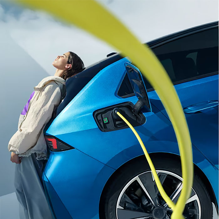 Opel bei Herbrand - Elektro