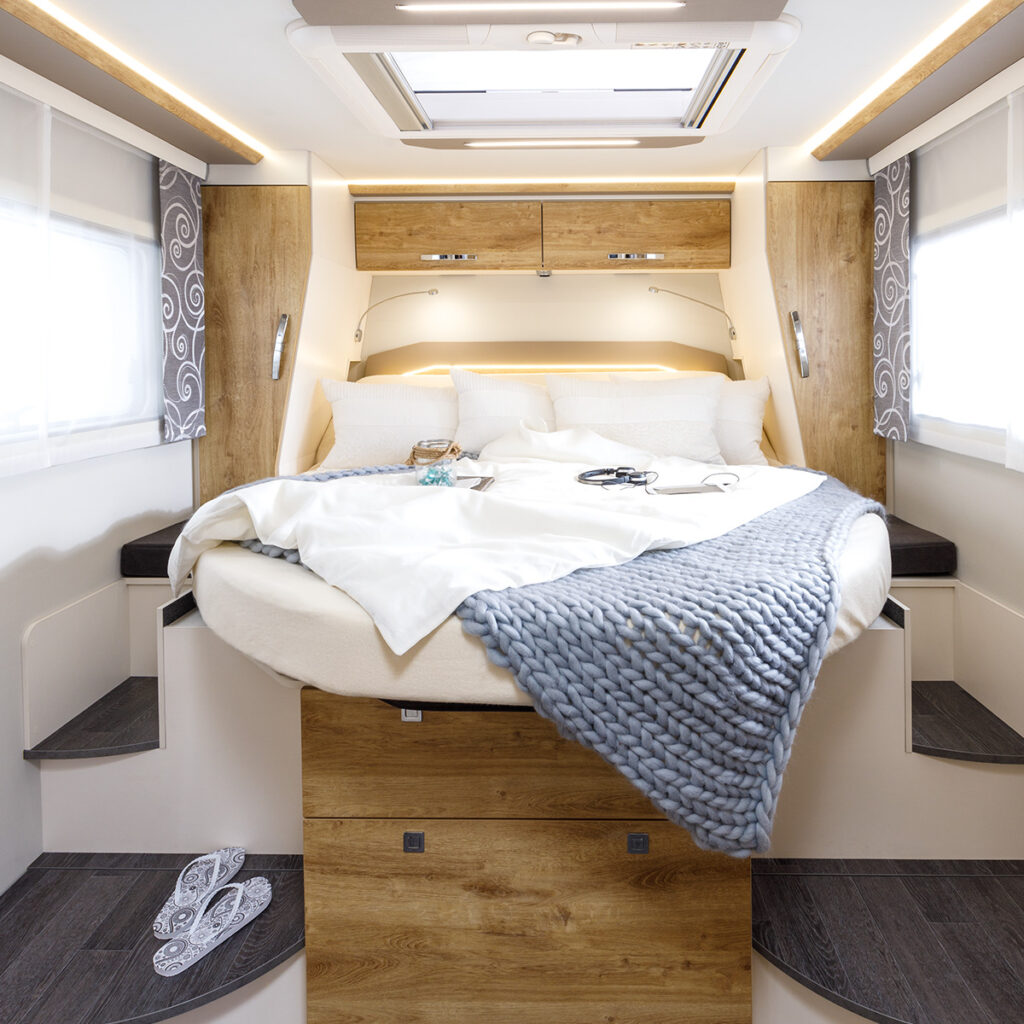 Frankia_F-Line_l890_Queensbett