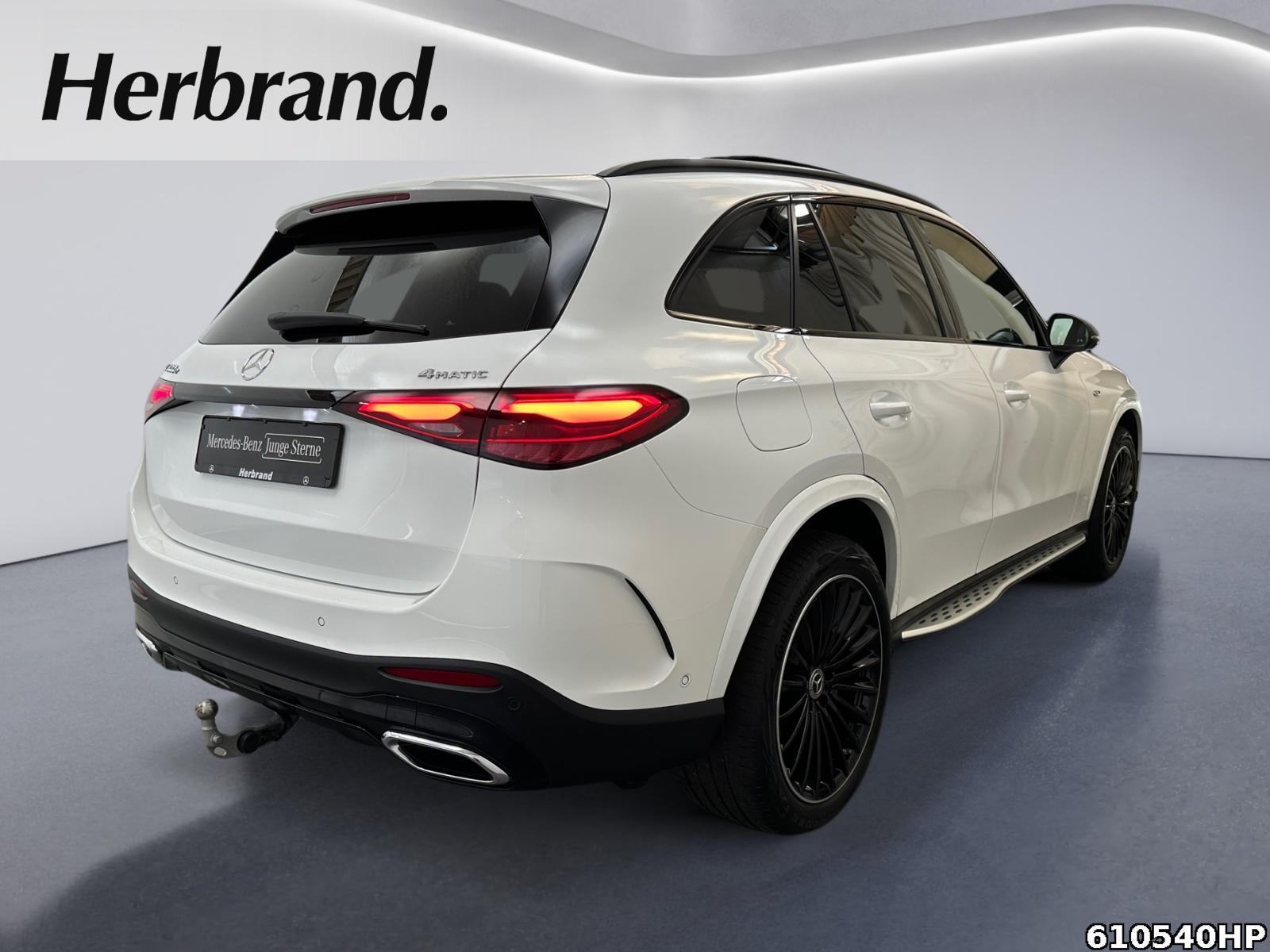 Fahrzeugabbildung Mercedes-Benz GLC 300 e 4M AMG Edition AMG AHK Pano Burmester