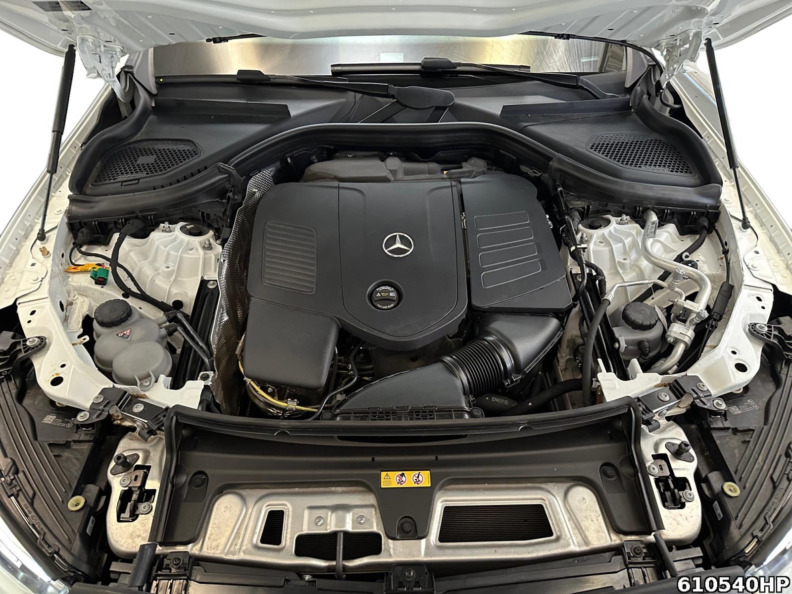 Fahrzeugabbildung Mercedes-Benz GLC 300 e 4M AMG Edition AMG AHK Pano Burmester