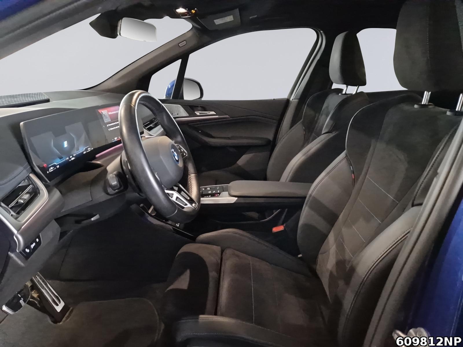 Fahrzeugabbildung BMW 225 Active Tourer e xDrive M Sport LED AHK PDC.