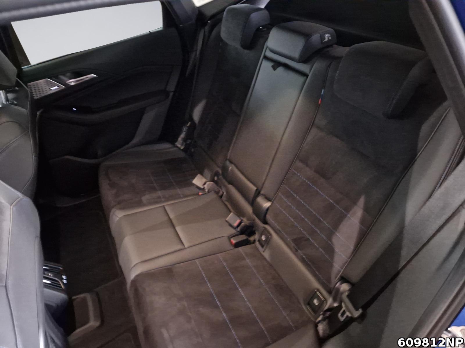 Fahrzeugabbildung BMW 225 Active Tourer e xDrive M Sport LED AHK PDC.