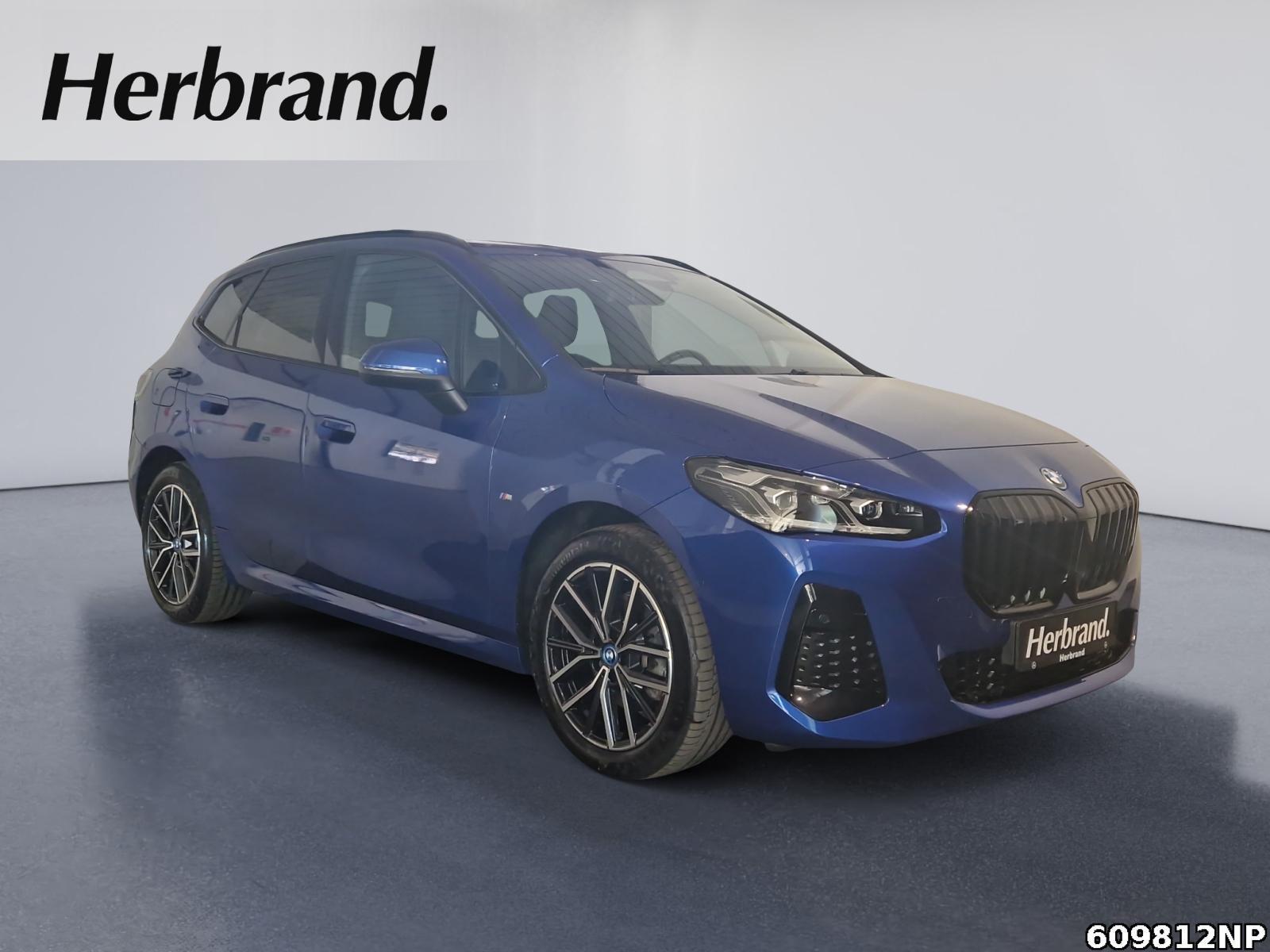Fahrzeugabbildung BMW 225 Active Tourer e xDrive M Sport LED AHK PDC.
