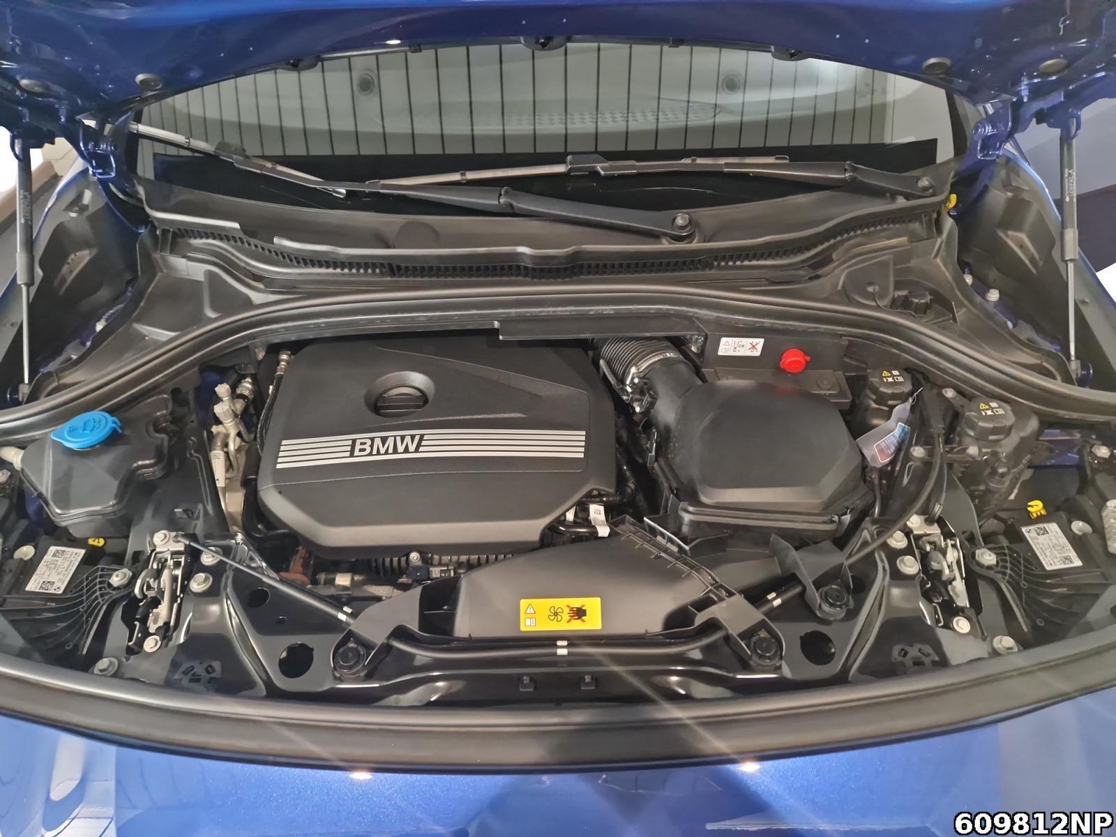 Fahrzeugabbildung BMW 225 Active Tourer e xDrive M Sport LED AHK PDC.