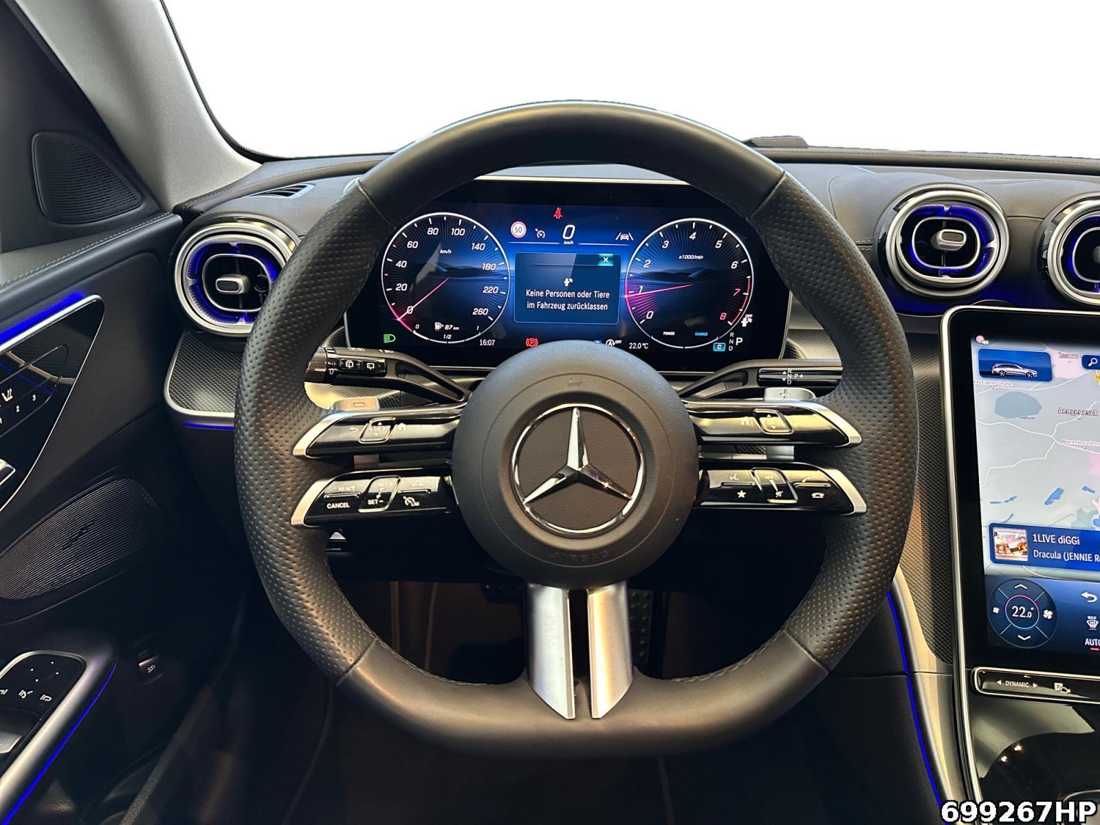 Fahrzeugabbildung Mercedes-Benz C 200 T AMG Night Pano AHK Memory Carplay Totw.