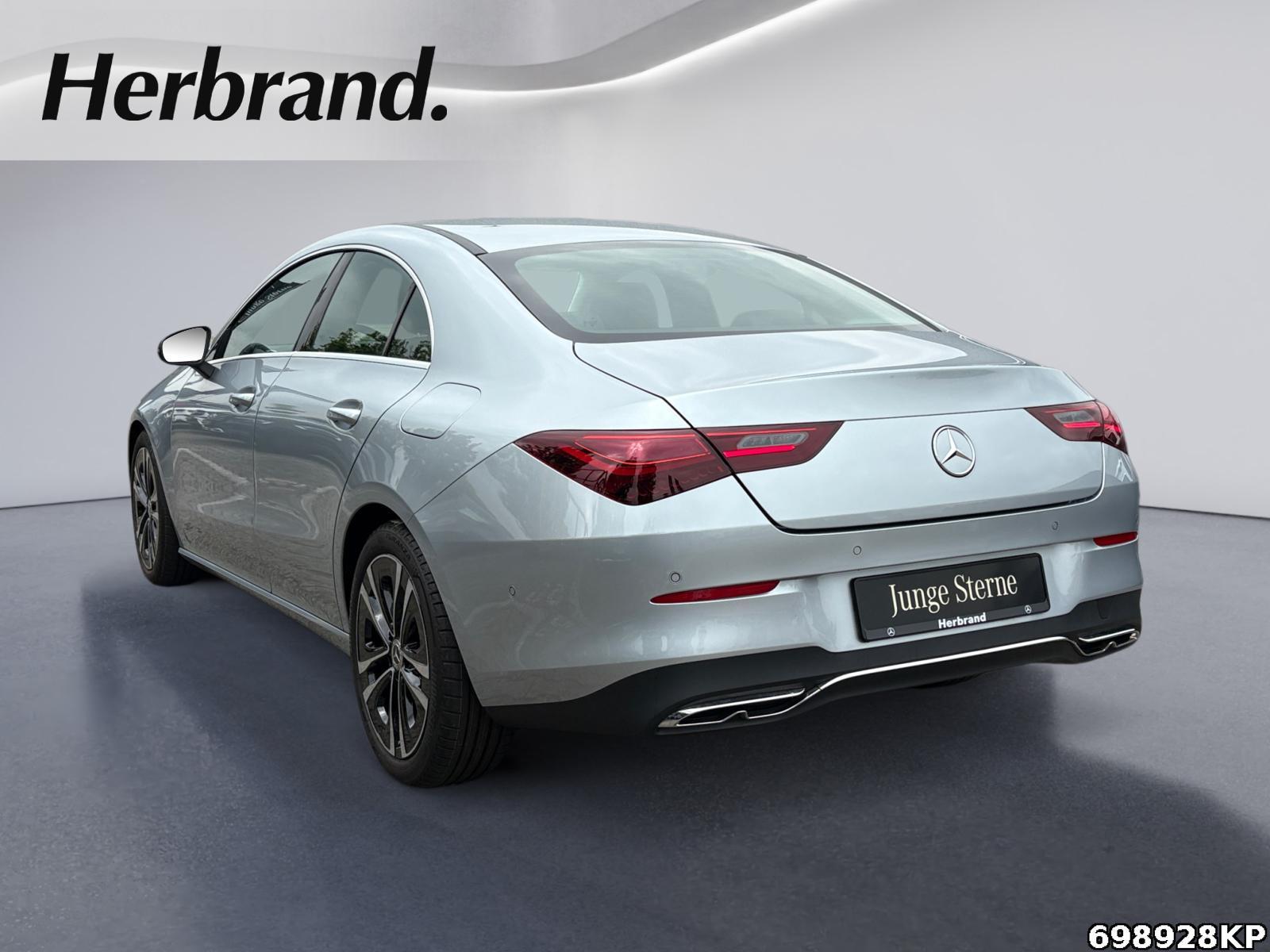 Fahrzeugabbildung Mercedes-Benz CLA 180 Progressive Lenkradhzg Kamera LED 18