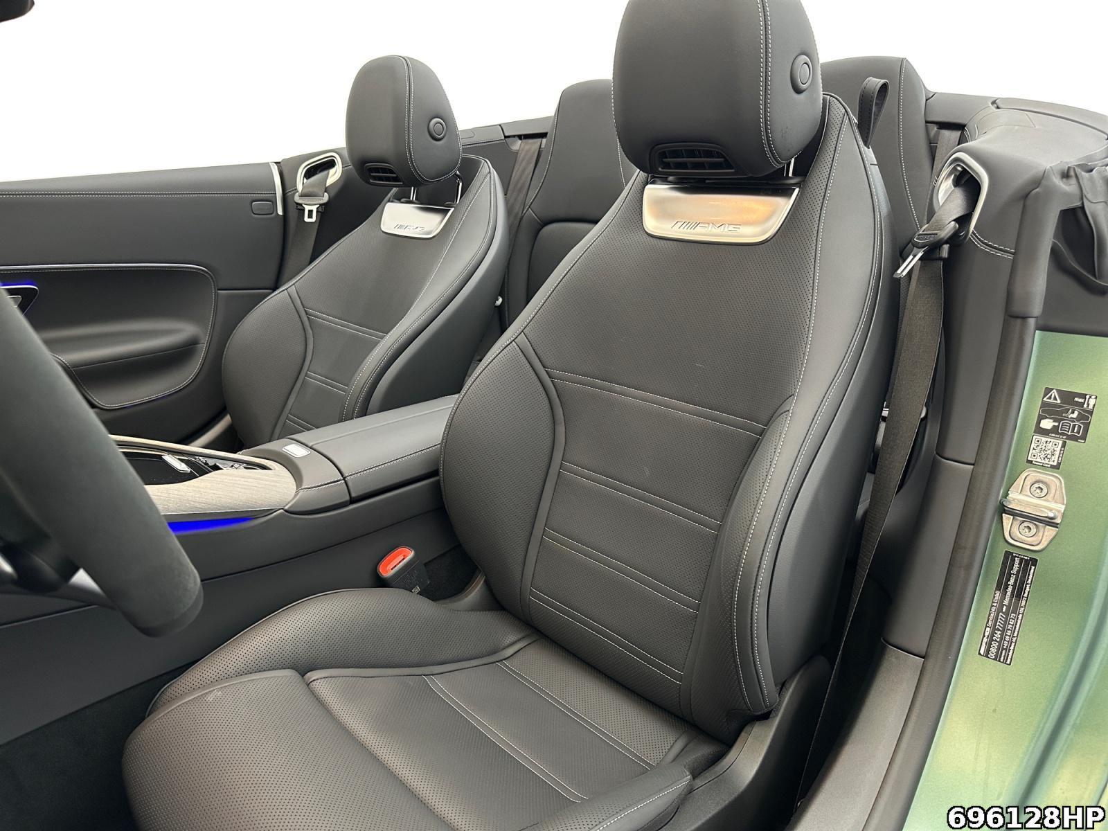 Fahrzeugabbildung Mercedes-Benz SL 63 AMG 4MATIC+ +NIGHT+HUD+BURMESTER+AERO+360+