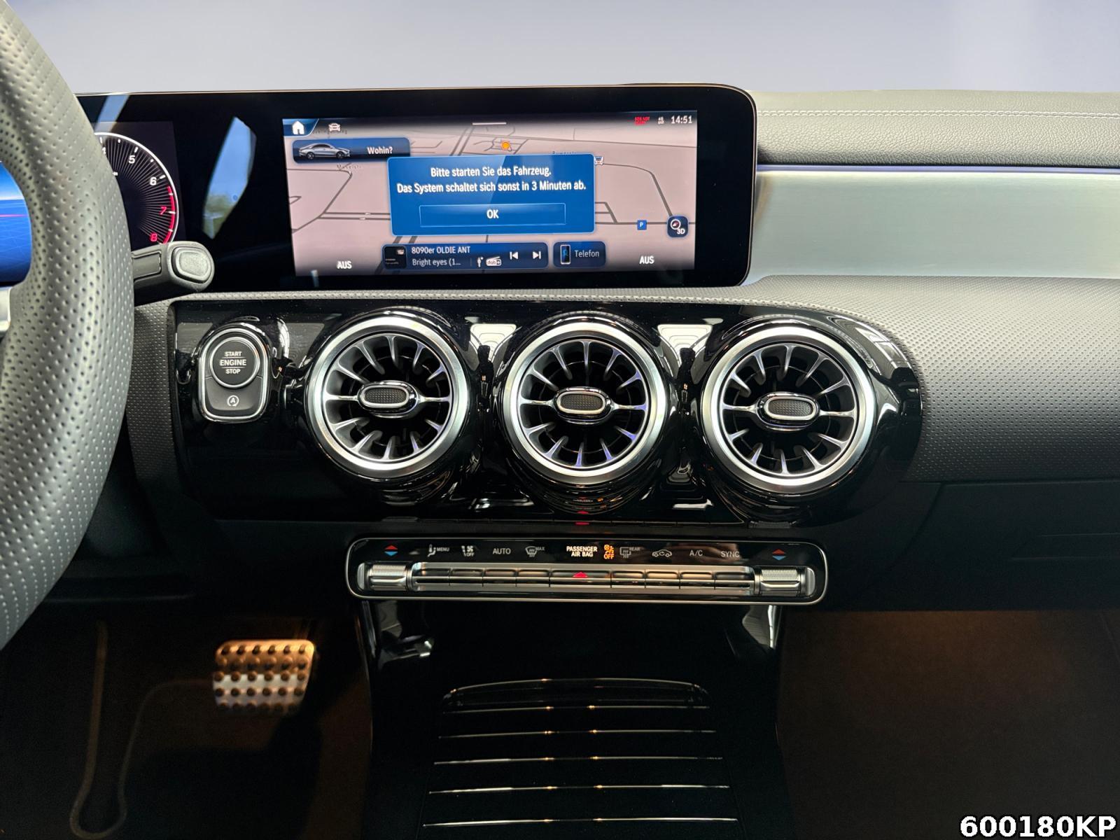 Fahrzeugabbildung Mercedes-Benz CLA 200 AMG Pano Distronic Night Kamera Ambiente