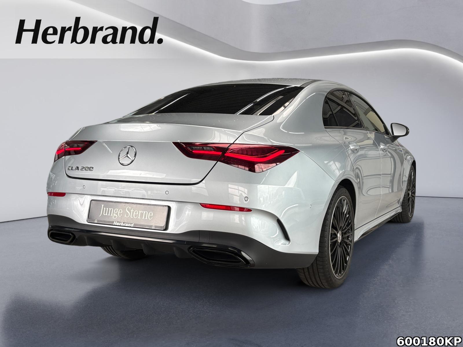 Fahrzeugabbildung Mercedes-Benz CLA 200 AMG Pano Distronic Night Kamera Ambiente
