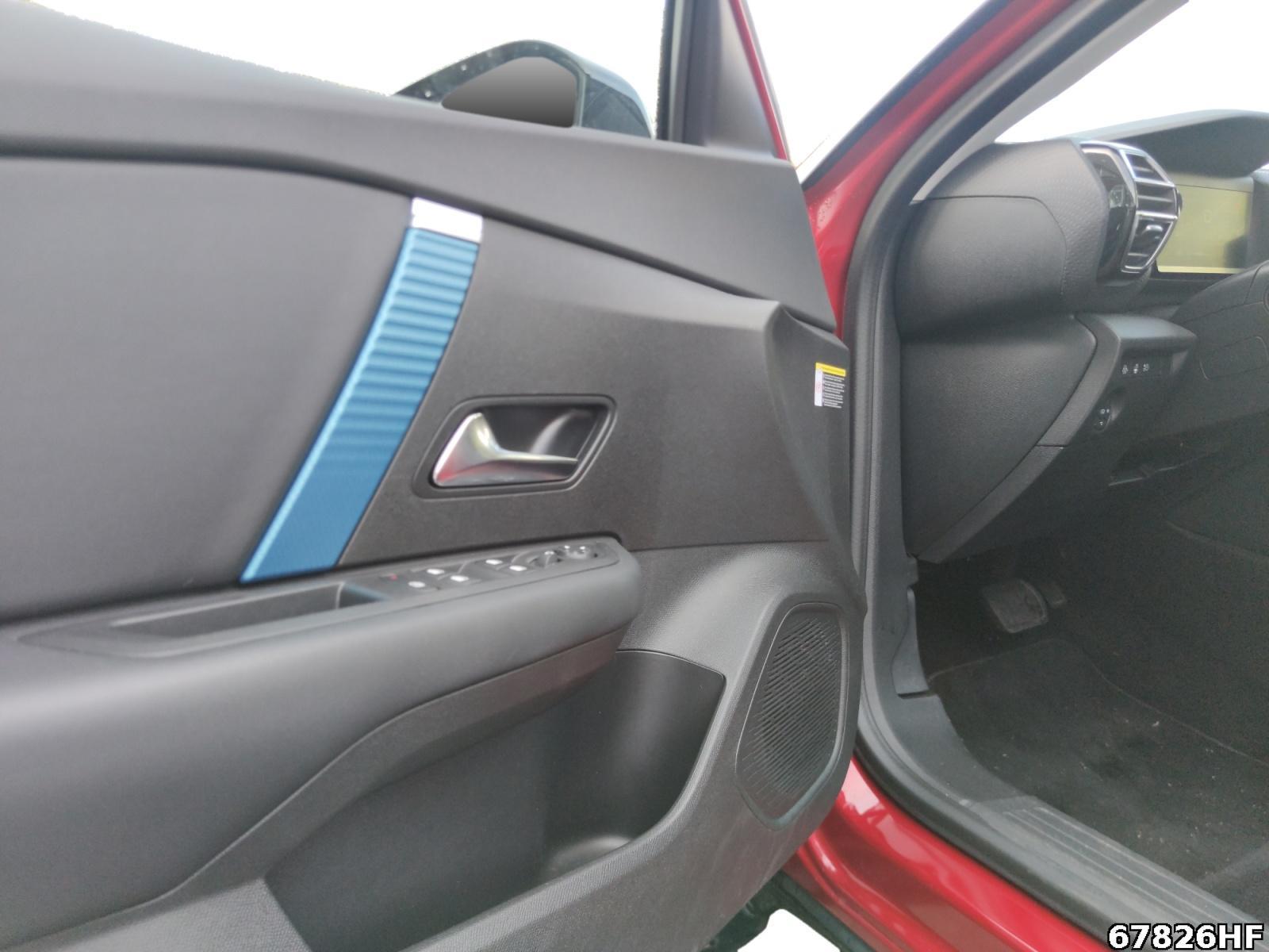 Fahrzeugabbildung Citroën C4 e-Shine Shine HUD Drive-Assist-Paket Plus