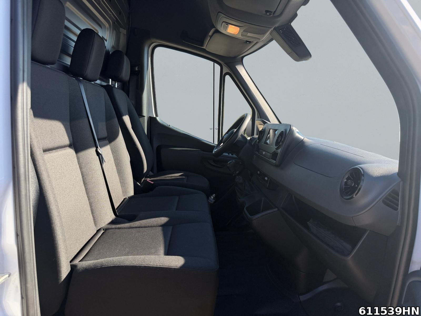 Fahrzeugabbildung Mercedes-Benz Sprinter 317 CDI *RWD*KLIMA*SCHALTER*NAVI*RFK