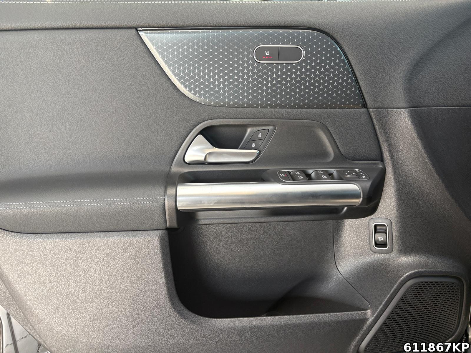 Fahrzeugabbildung Mercedes-Benz GLA 200 Progressive AHK Advanced DAB Kamera