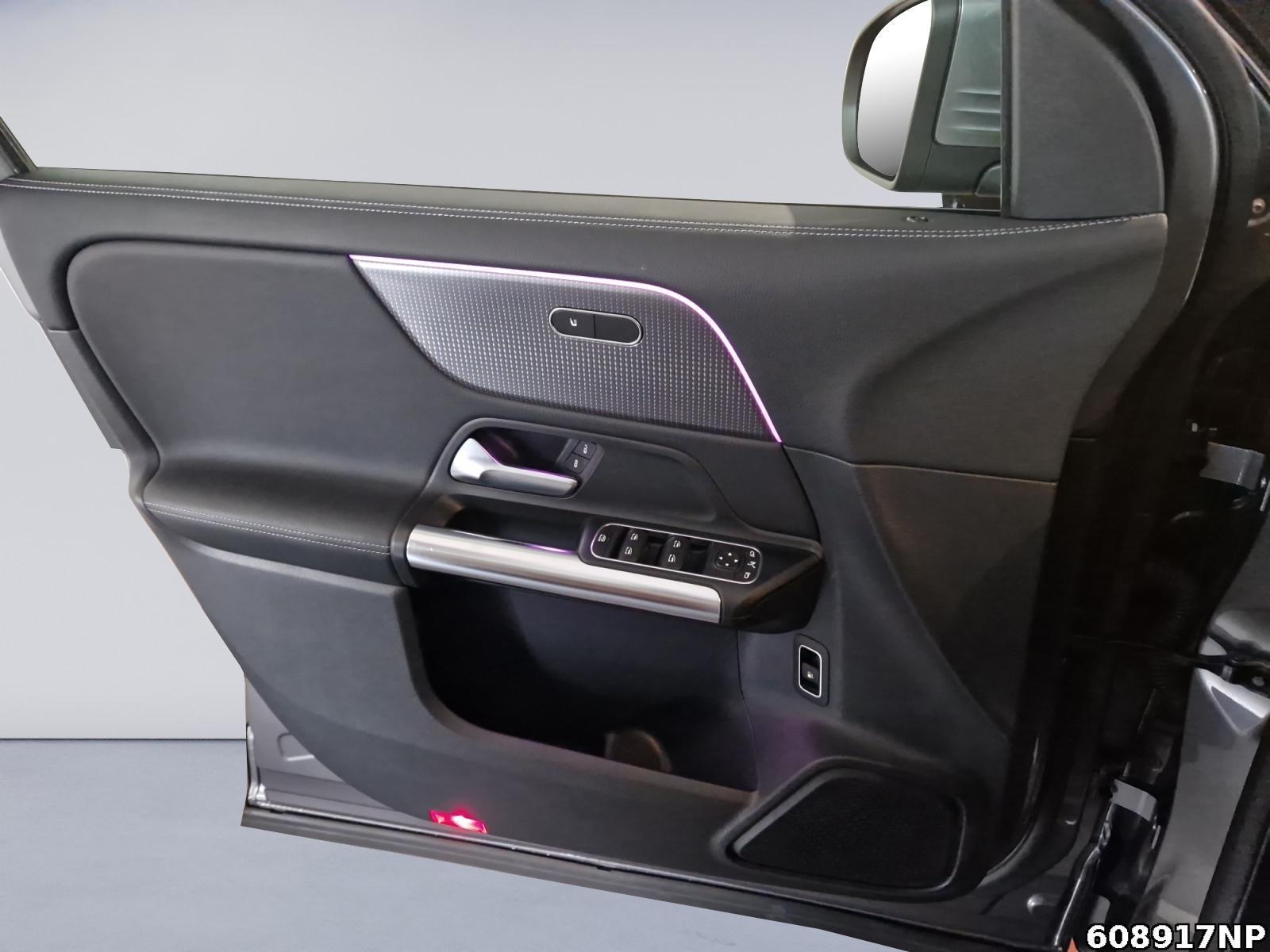 Fahrzeugabbildung Mercedes-Benz GLA 250 e Progressive AHK Distronic Multibeam