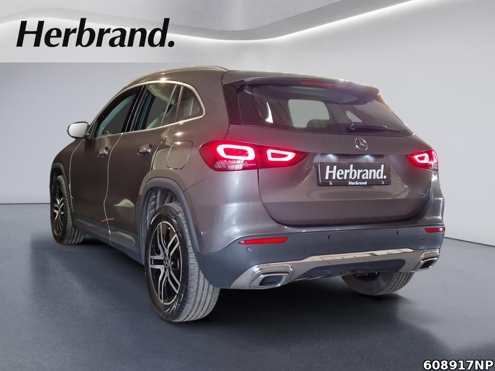 Fahrzeugabbildung Mercedes-Benz GLA 250 e Progressive AHK Distronic Multibeam