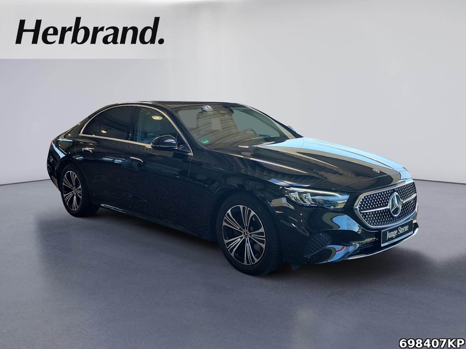 Fahrzeugabbildung Mercedes-Benz E 220 d Avantgarde Kamera Totw AHK Lenkradhzg