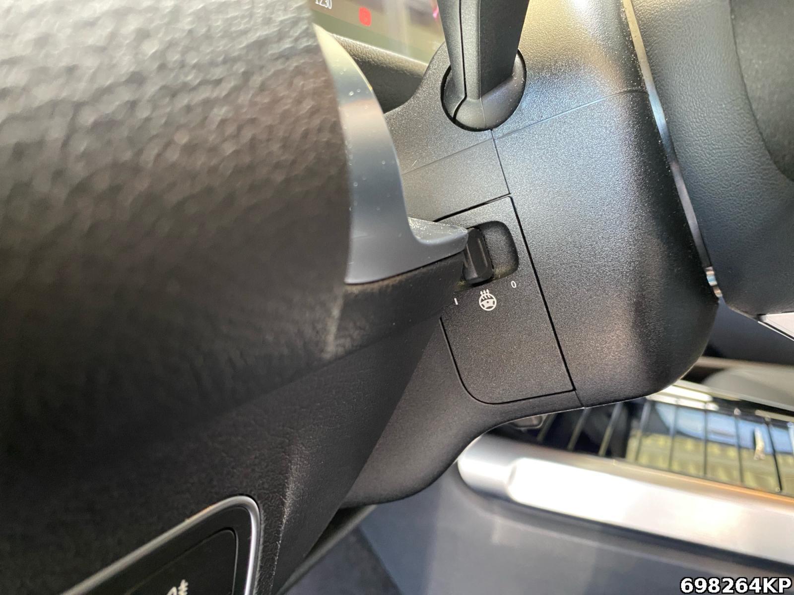Fahrzeugabbildung Mercedes-Benz GLB 180 Progressive AHK Lenkradhzg Easypack LED