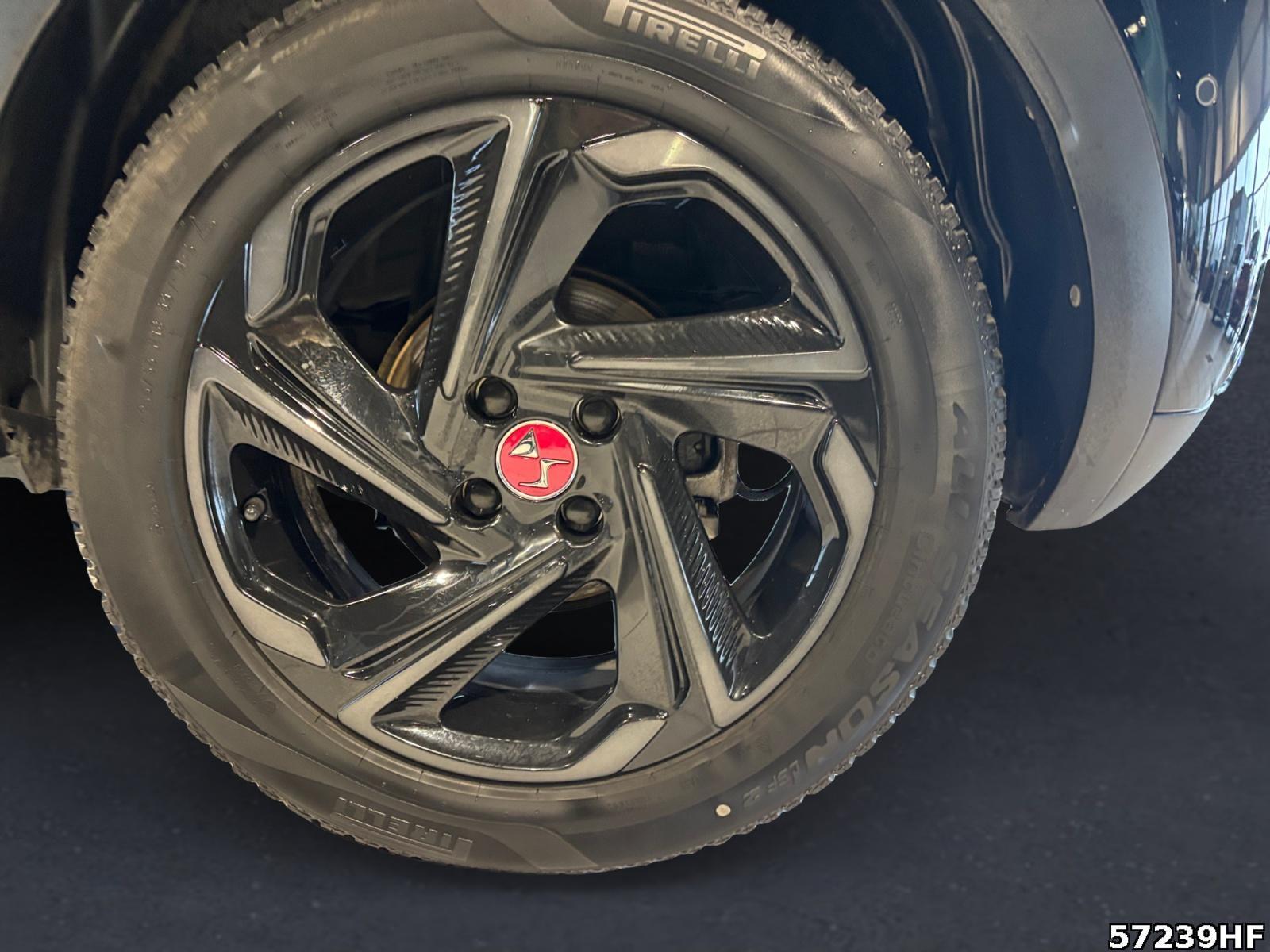Fahrzeugabbildung DS Automobiles DS3 Crossback Performance Line