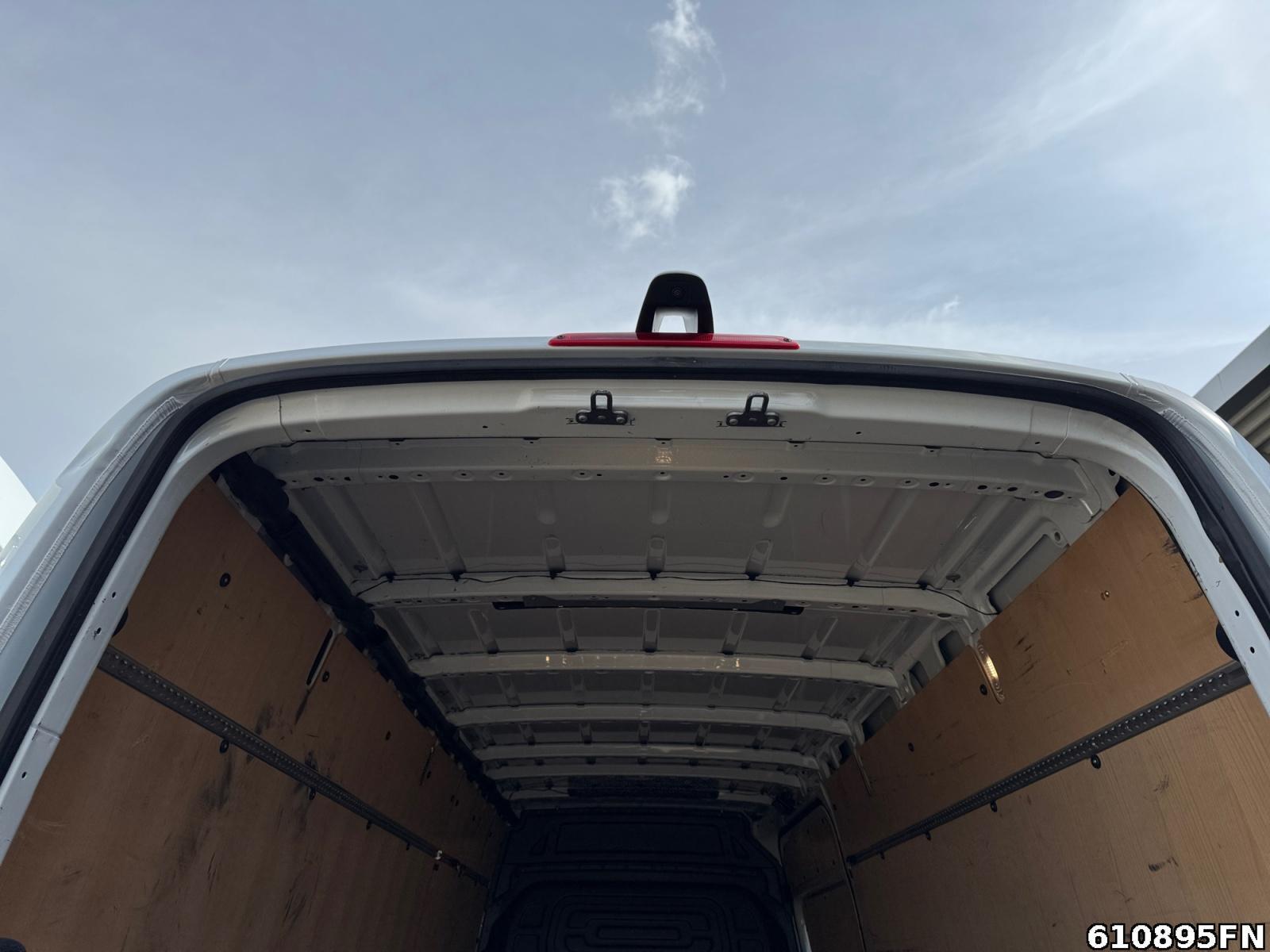 Fahrzeugabbildung Mercedes-Benz Sprinter 317 CDI Kasten *Maxi*L3H2*MBUX*DAB*NAVI