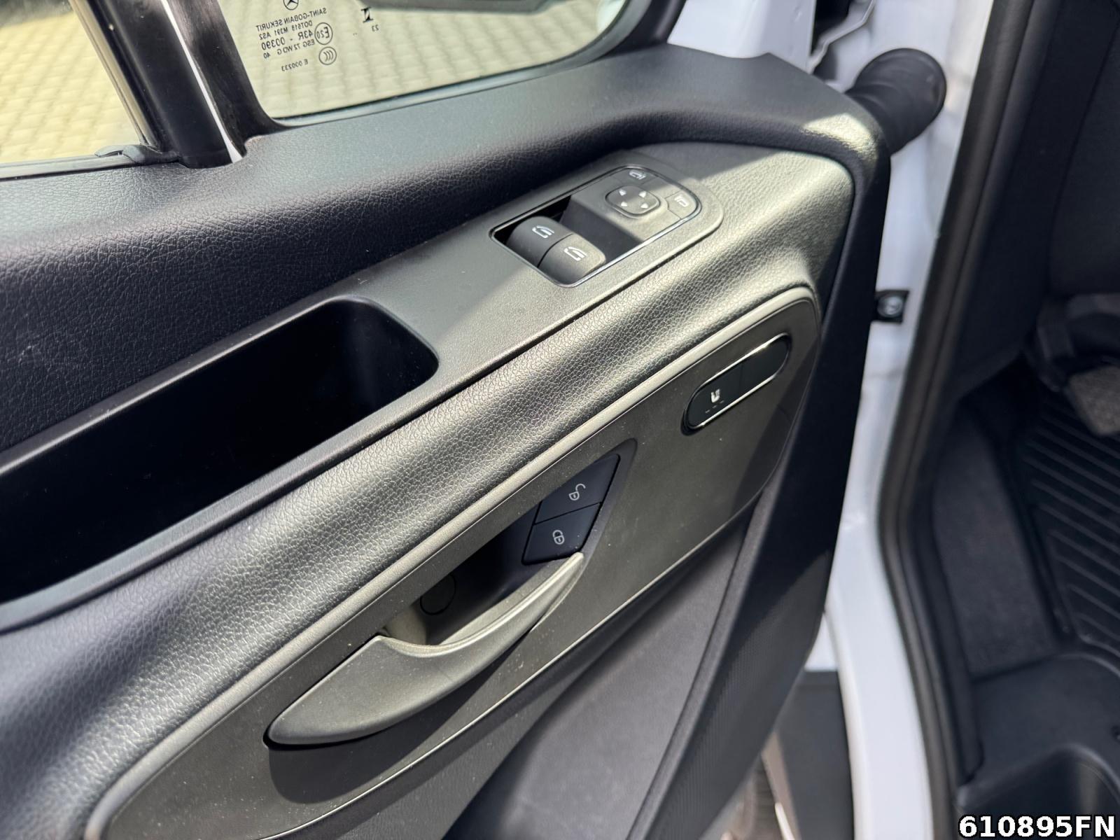 Fahrzeugabbildung Mercedes-Benz Sprinter 317 CDI Kasten *Maxi*L3H2*MBUX*DAB*NAVI
