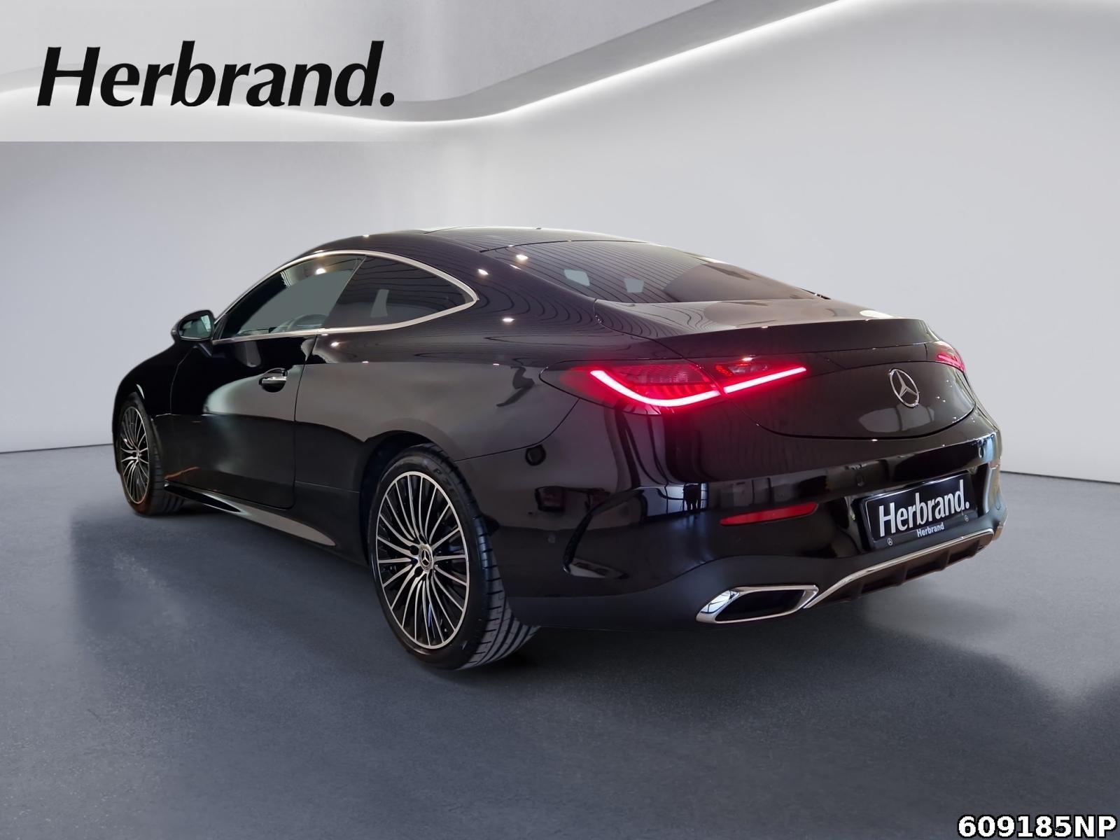 Fahrzeugabbildung Mercedes-Benz CLE 300 4M AMG Coupé Pano Digital-Light 360°