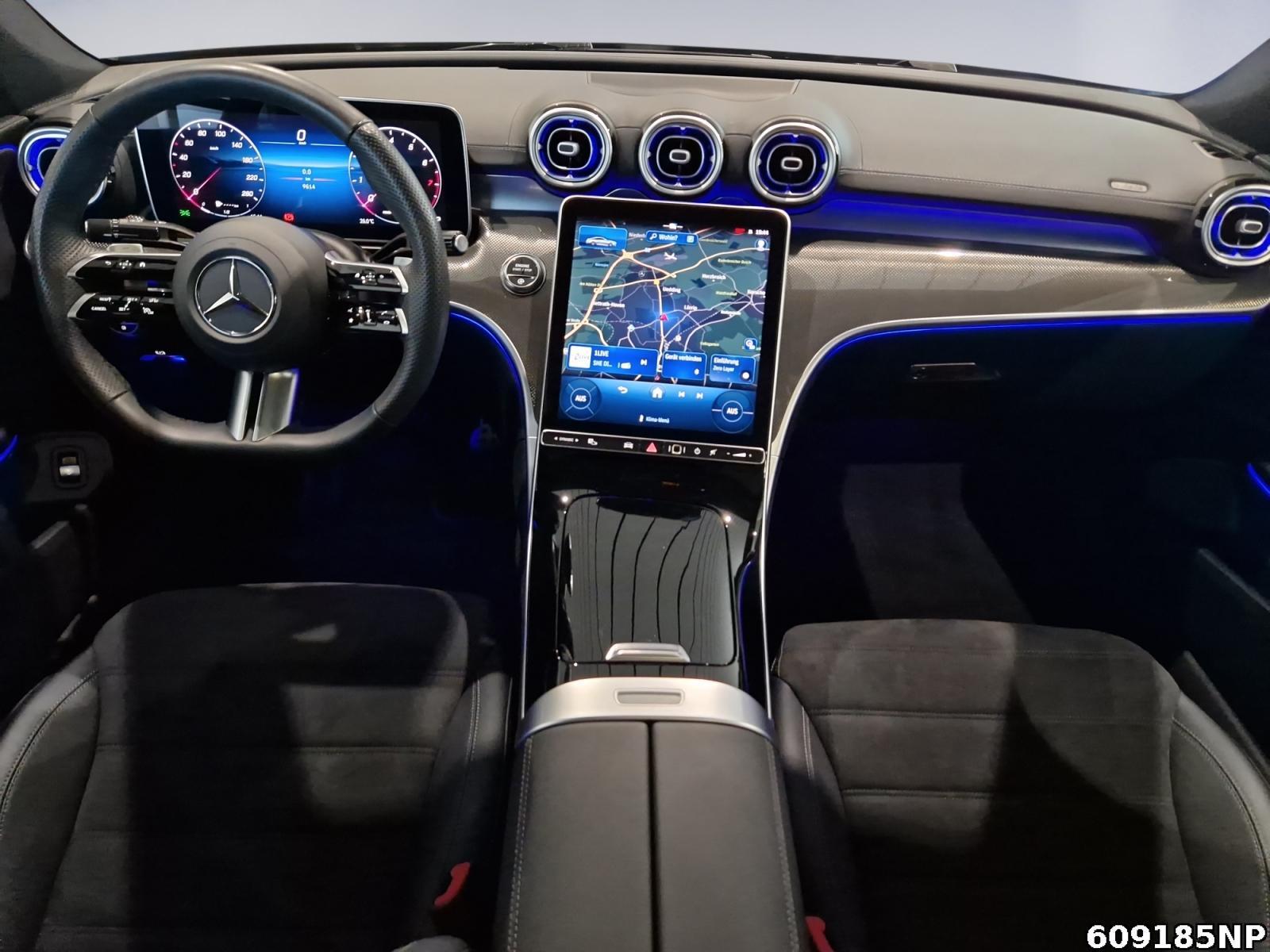 Fahrzeugabbildung Mercedes-Benz CLE 300 4M AMG Coupé Pano Digital-Light 360°