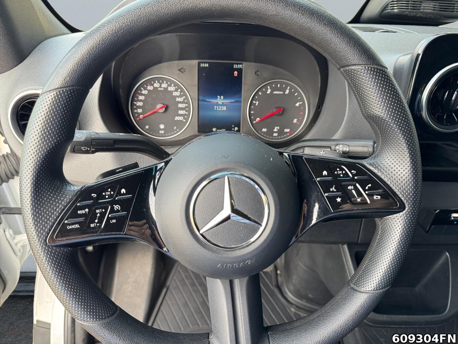 Fahrzeugabbildung Mercedes-Benz Sprinter 317 CDI Kasten L2H2*Navi*LED*Kamera*