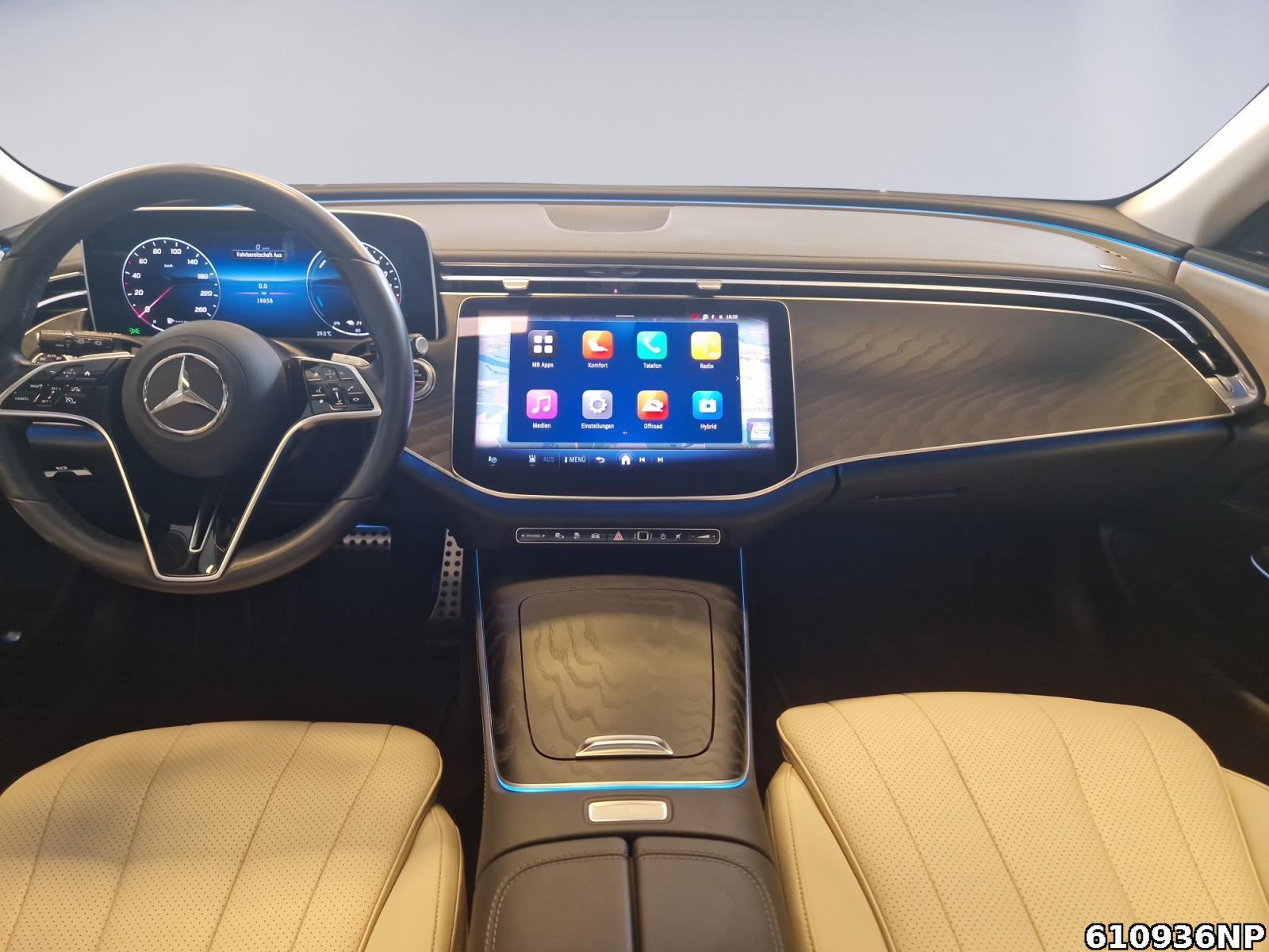 Fahrzeugabbildung Mercedes-Benz E 300 T 4M All-Terrain Pano AHK Digital Light
