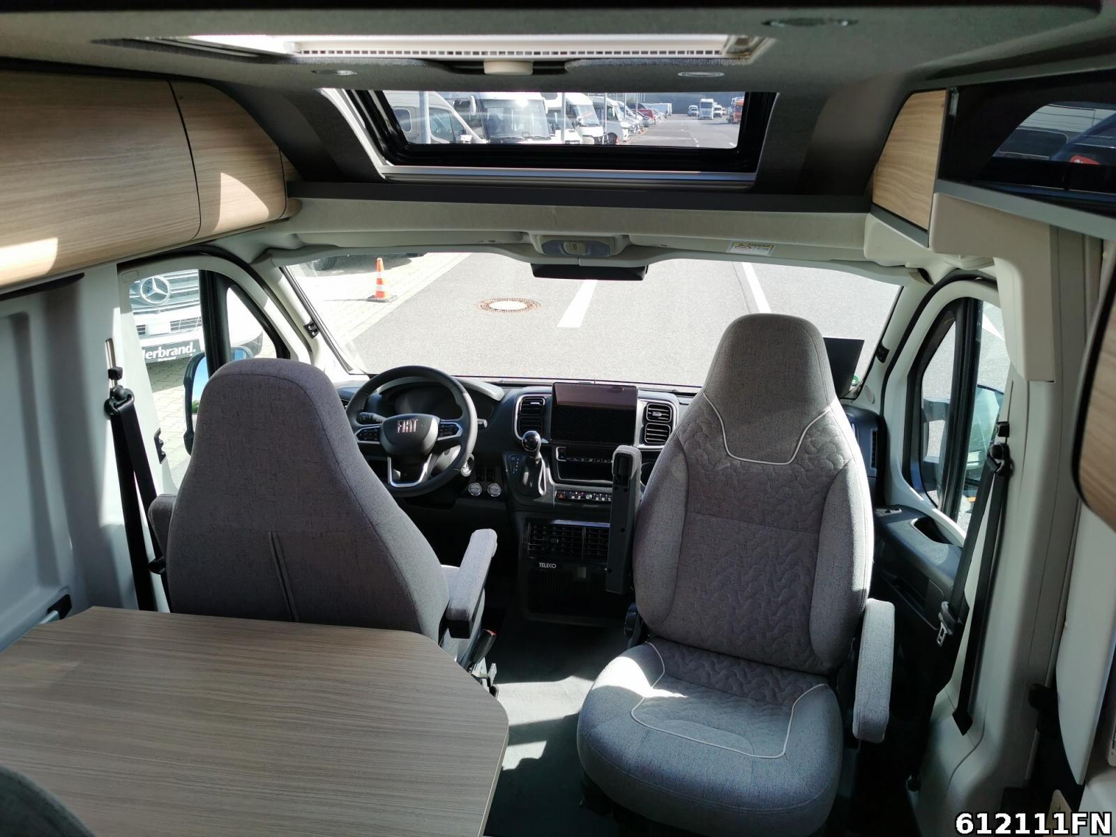 Fahrzeugabbildung Malibu Van first class - two rooms GT 640 LE-RB 4.7t