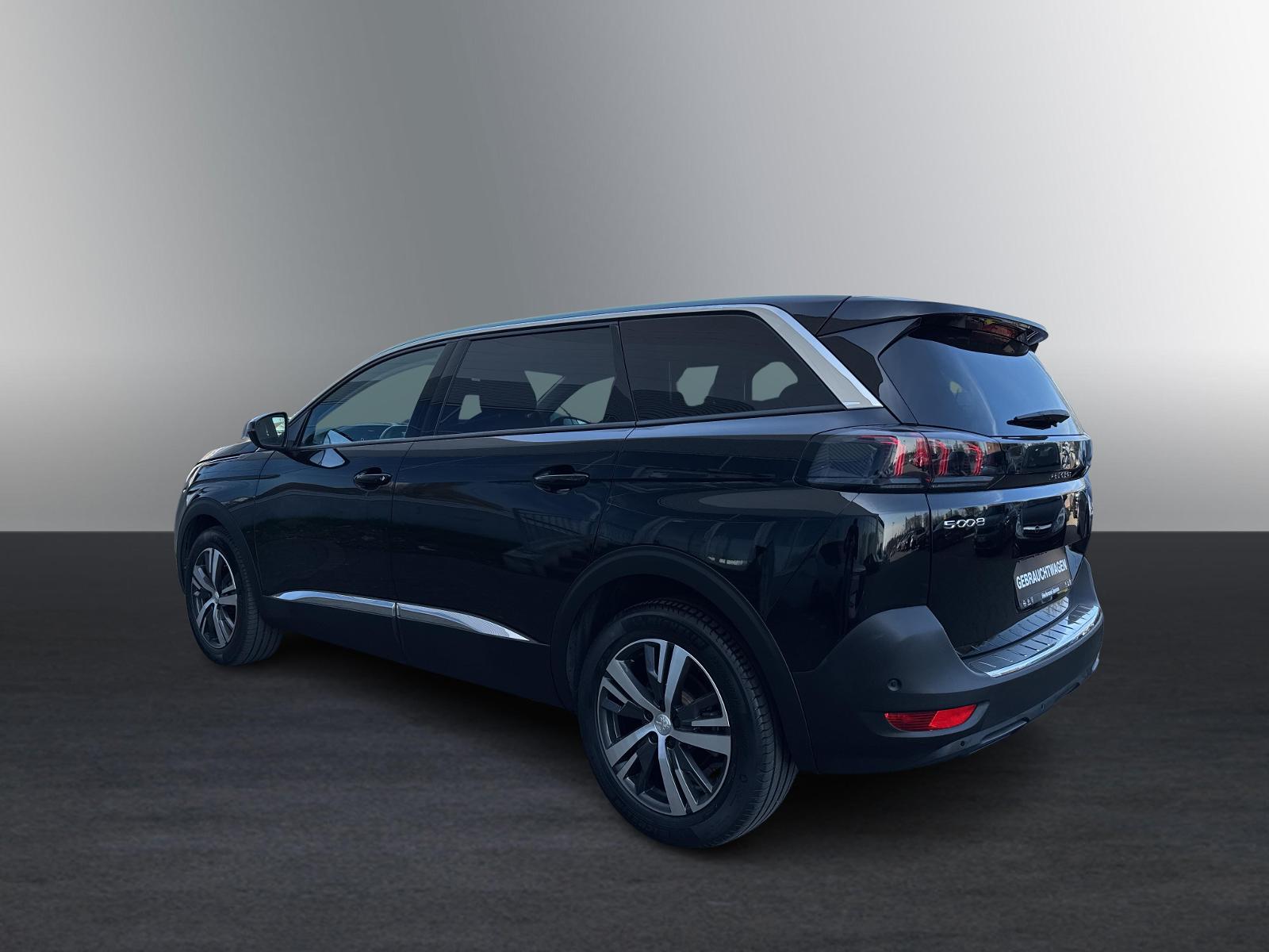 Fahrzeugabbildung Peugeot 5008 Allure 7 SITZER+NAVI+CARPLAY