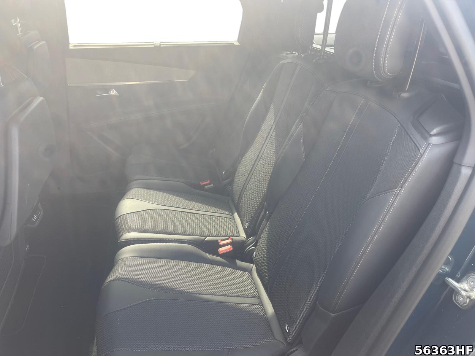 Fahrzeugabbildung Peugeot 5008 GT 1.2 PureTech 130