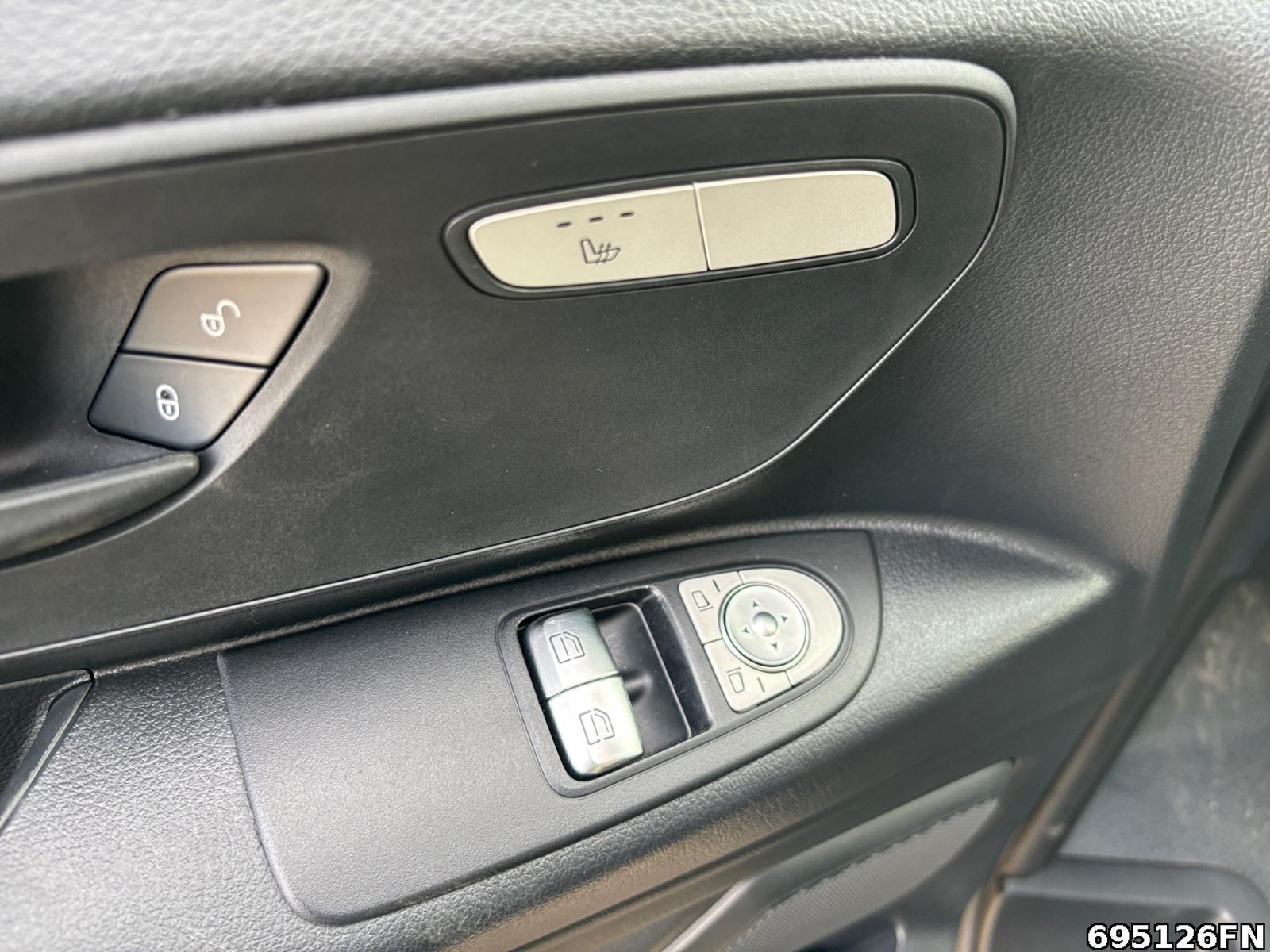 Fahrzeugabbildung Mercedes-Benz Vito 119 CDI Tourer PRO L*Navi*LED*KameraPaket*