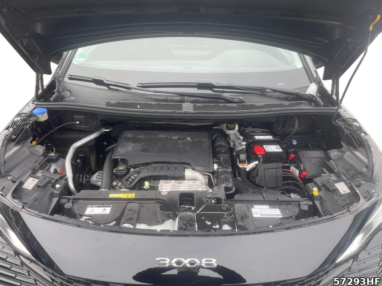 Fahrzeugabbildung Peugeot 3008 Allure Pack MOPF +SHZ+RFK+CARPLAY+LED