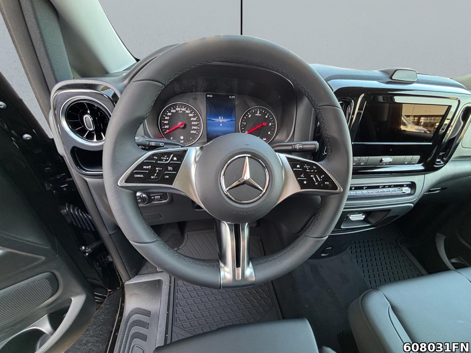 Fahrzeugabbildung Mercedes-Benz Vito 116 Tourer SELECT 'MULTUBEAM*9-Sitze*Lederl