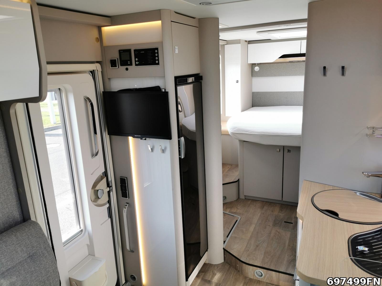 Fahrzeugabbildung HYMER / ERIBA / HYMERCAR Tramp S 695 Tramp S 695 4,2t Solar Sat TV AHK