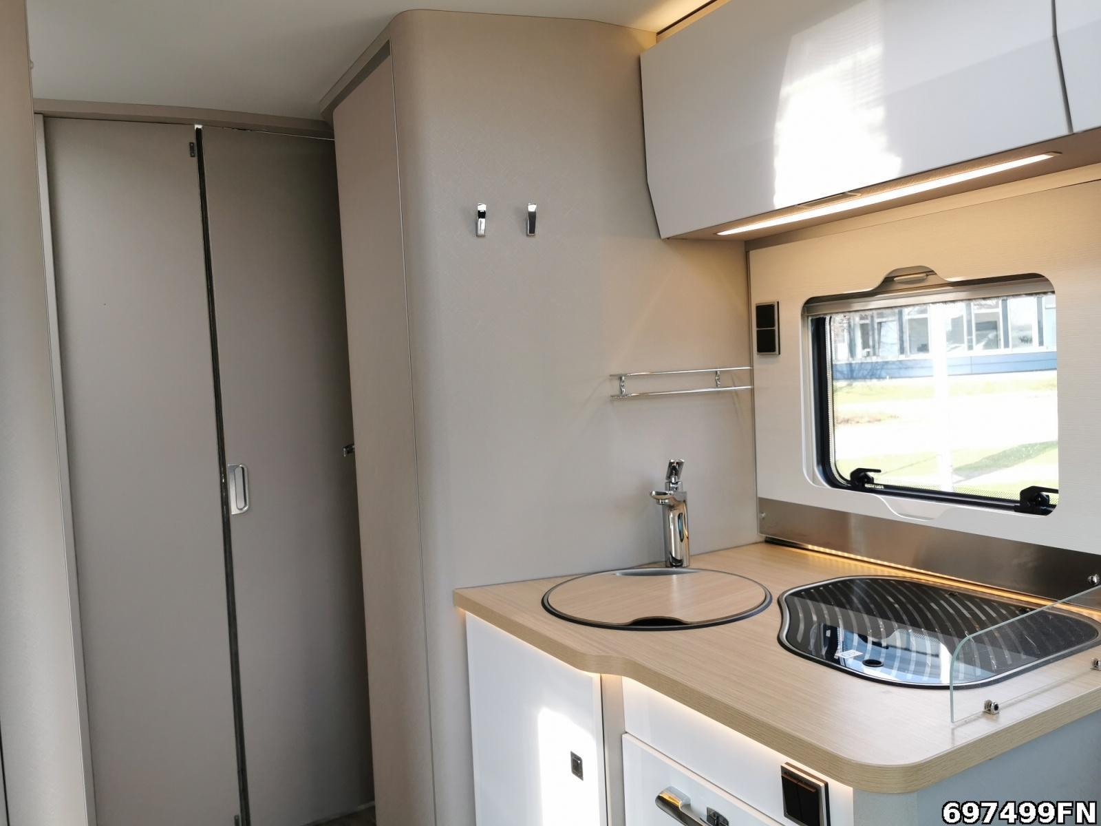 Fahrzeugabbildung HYMER / ERIBA / HYMERCAR Tramp S 695 Tramp S 695 4,2t Solar Sat TV AHK
