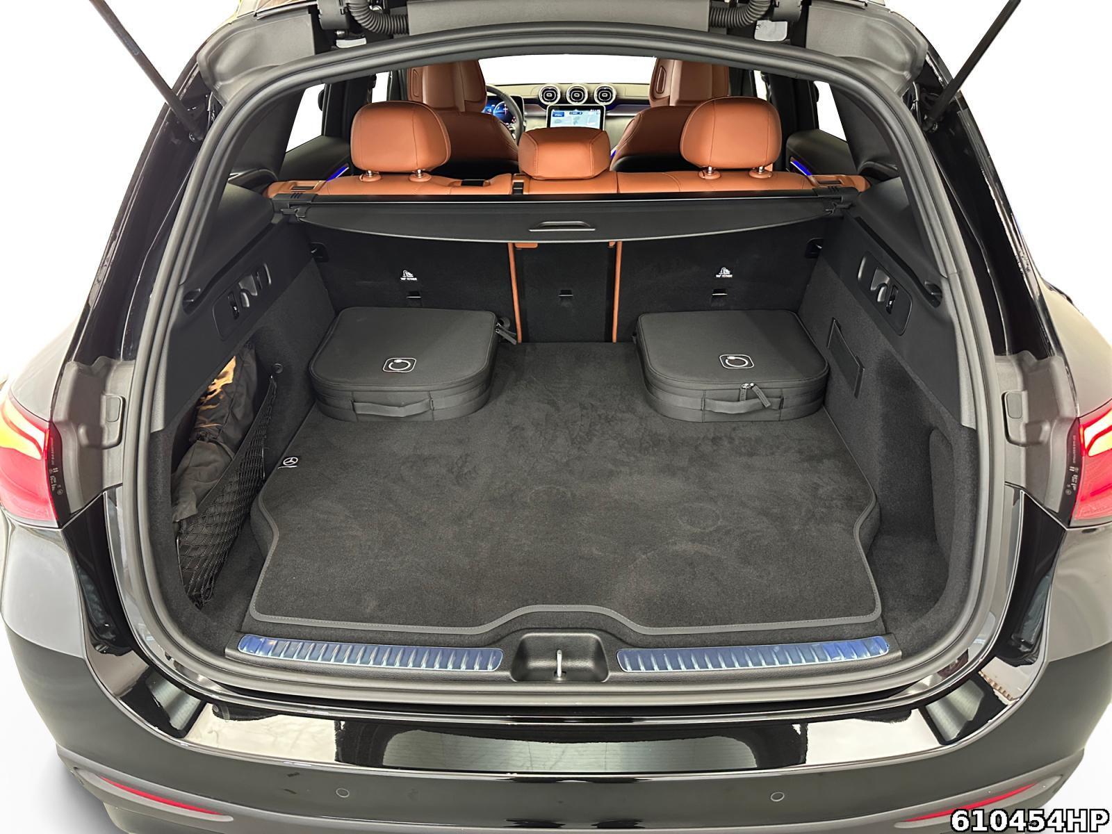 Fahrzeugabbildung Mercedes-Benz GLC 300 de 4M AMG Night AHK Burmester 20