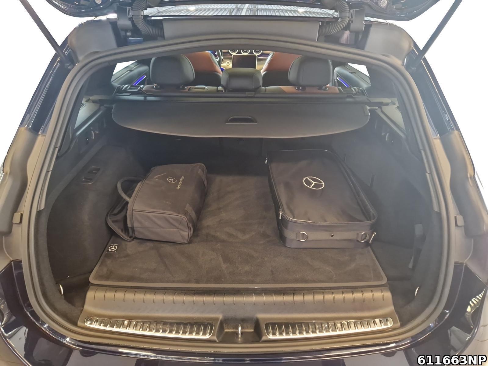 Fahrzeugabbildung Mercedes-Benz C 300 e T AMG Line AHK DIGITAL 360° Distronic+