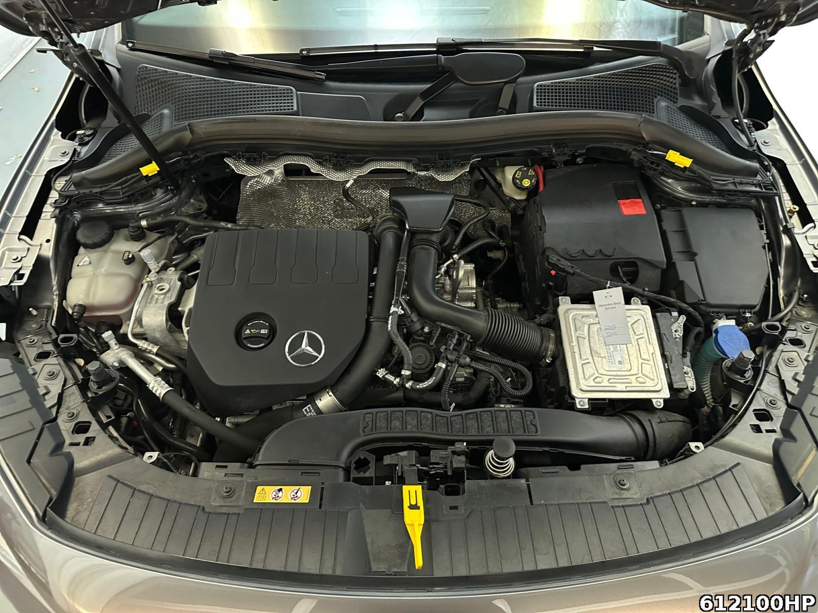 Fahrzeugabbildung Mercedes-Benz GLA 200 Progressive Night AHK Kamera Soundsyst.