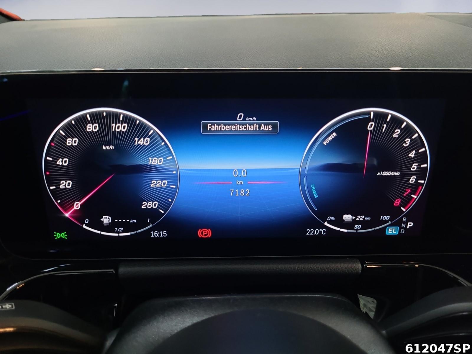 Fahrzeugabbildung Mercedes-Benz GLA 250 e AMG Pano Keyless 360° AHK Totwinkel