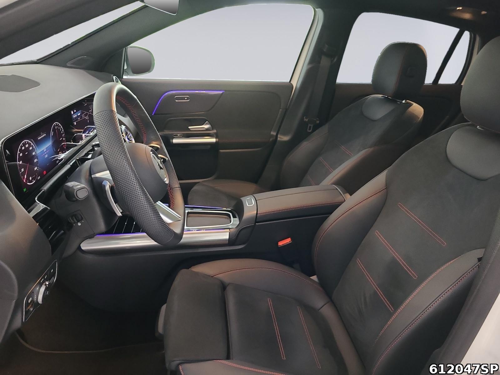 Fahrzeugabbildung Mercedes-Benz GLA 250 e AMG Pano Keyless 360° AHK Totwinkel