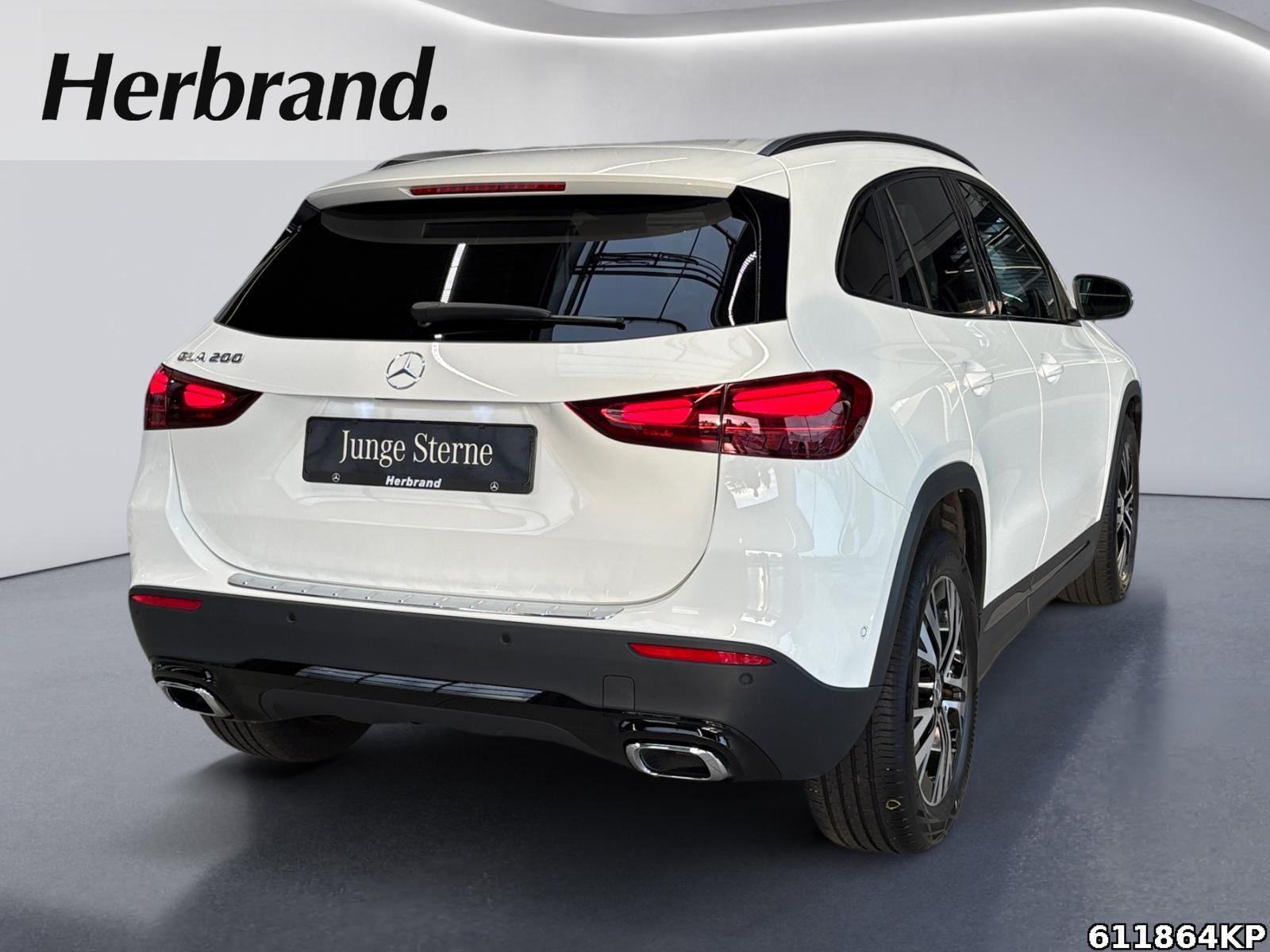 Fahrzeugabbildung Mercedes-Benz GLA 200 Progressive