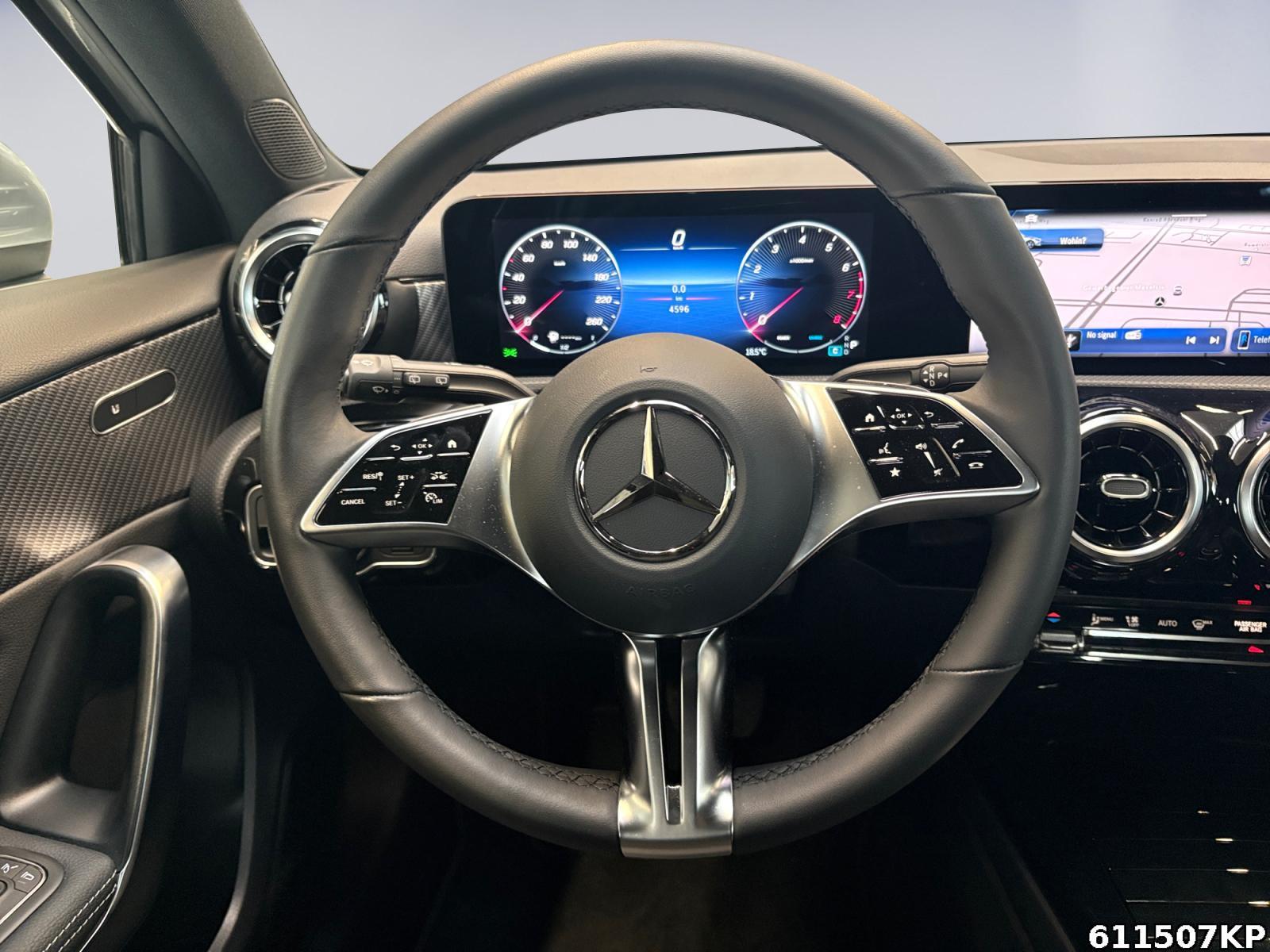 Fahrzeugabbildung Mercedes-Benz A 180 Progressive AHK Kamera Standheizung LED
