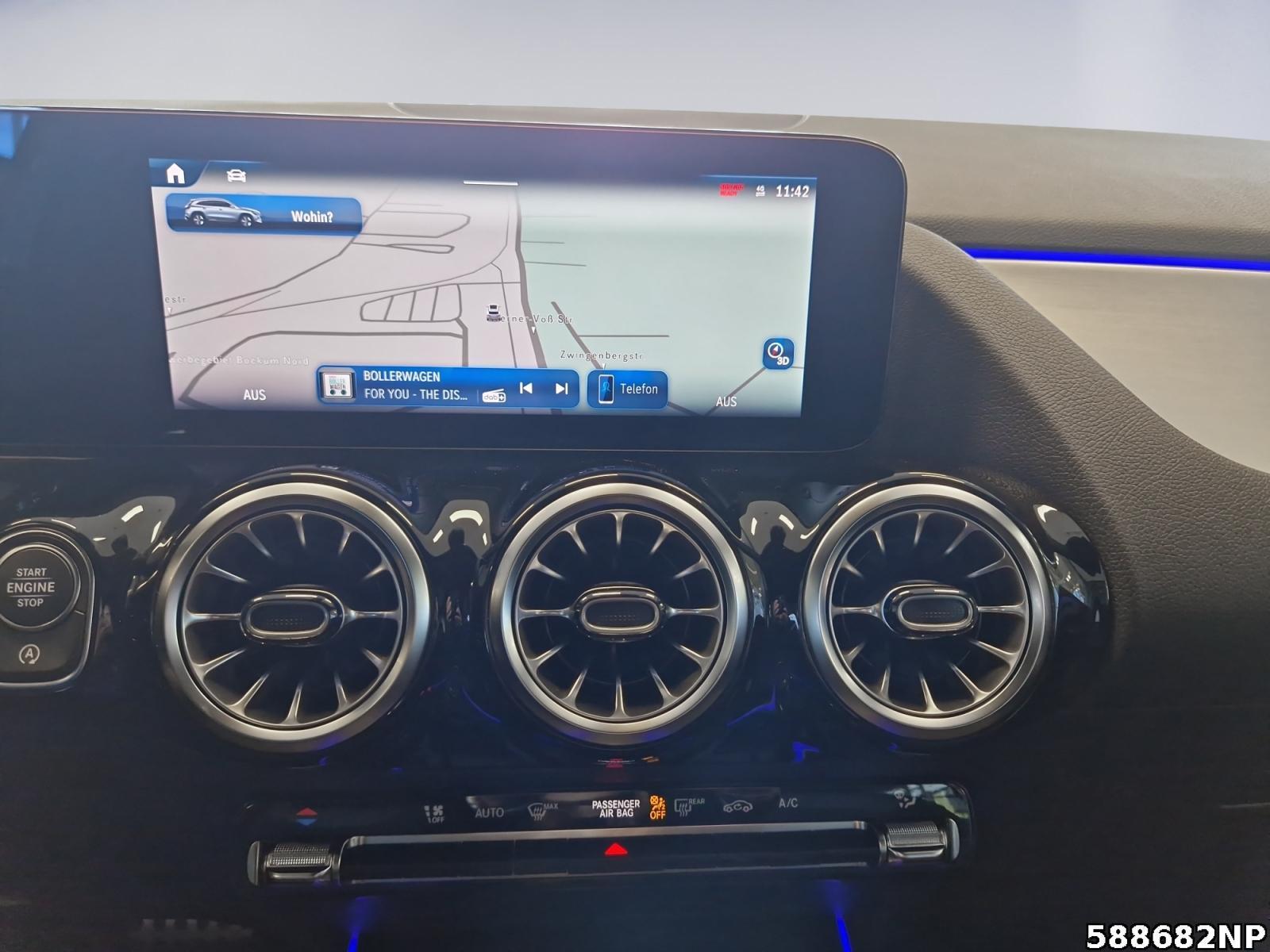 Fahrzeugabbildung Mercedes-Benz GLA 200 AMG+SPECIAL+MULTI+AHK+KEYLESS+360°+TOTW