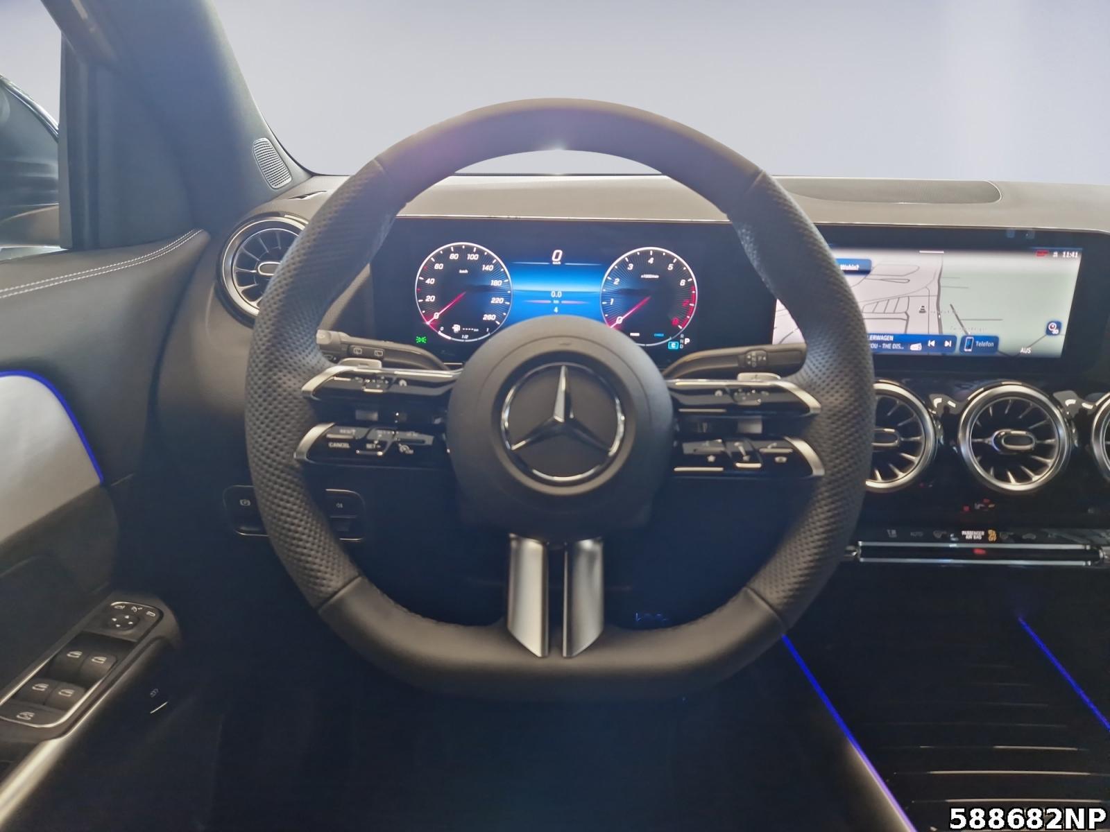 Fahrzeugabbildung Mercedes-Benz GLA 200 AMG+SPECIAL+MULTI+AHK+KEYLESS+360°+TOTW
