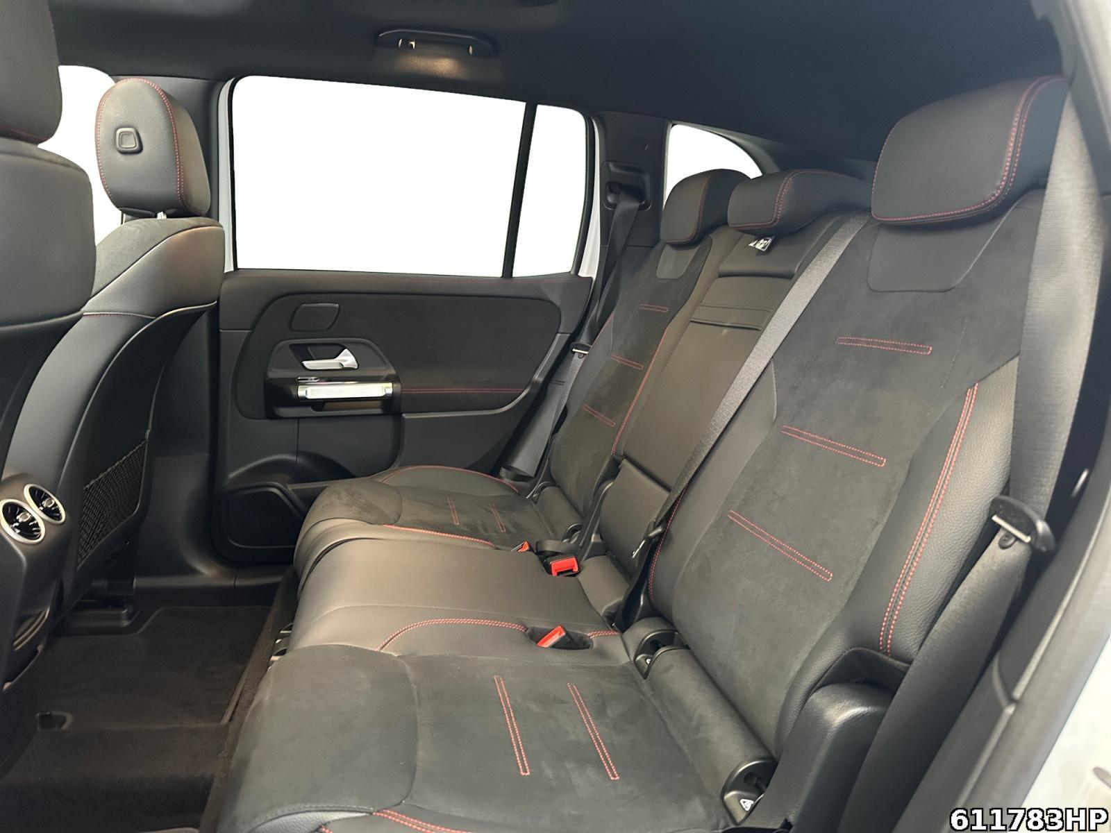 Fahrzeugabbildung Mercedes-Benz EQB 4M AMG Pano AHK Night 360° LED Keyless.