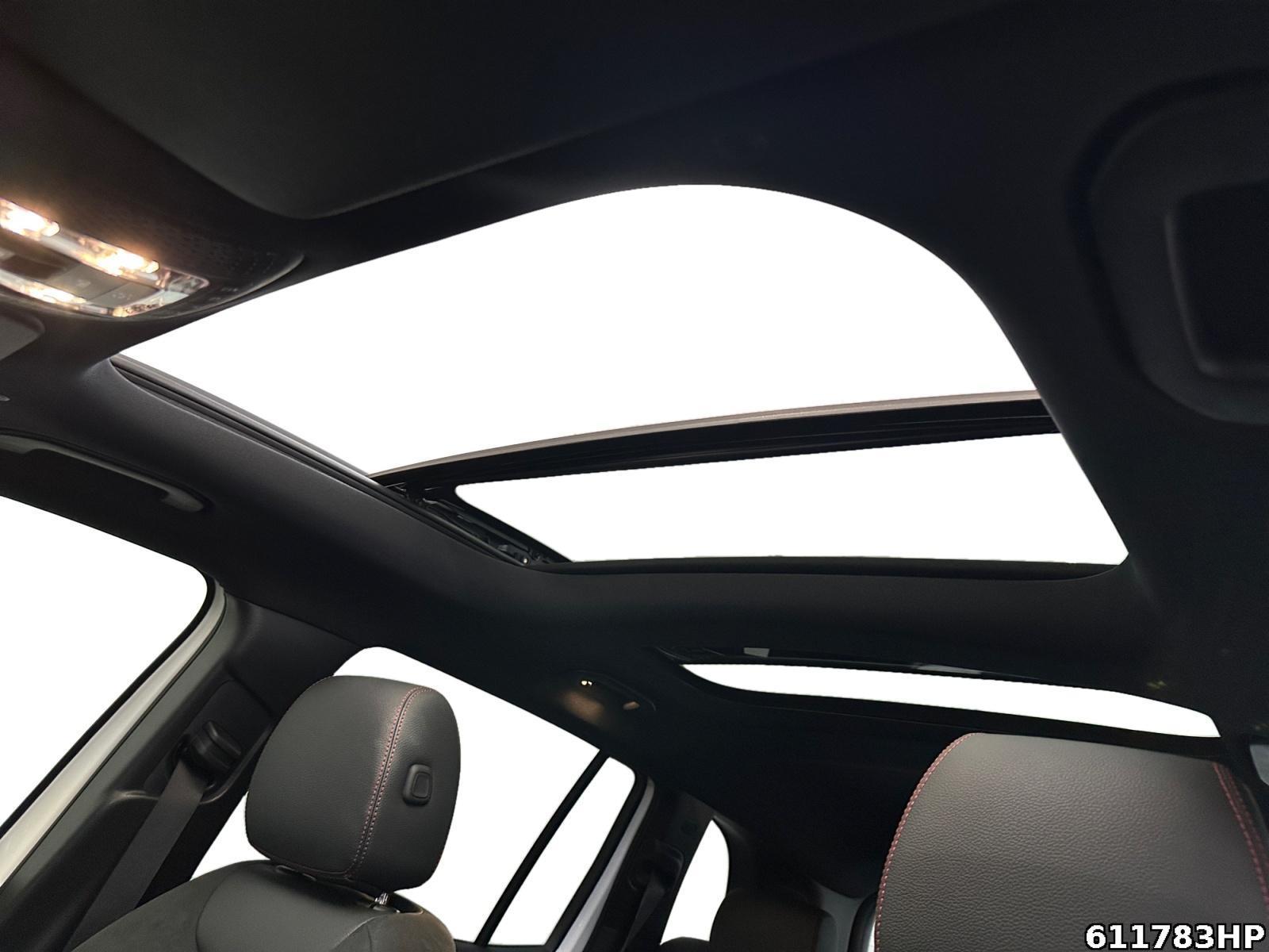 Fahrzeugabbildung Mercedes-Benz EQB 4M AMG Pano AHK Night 360° LED Keyless.