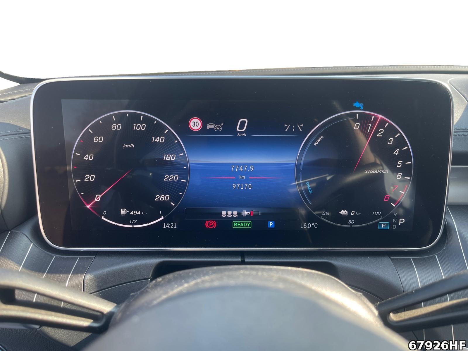 Fahrzeugabbildung Mercedes-Benz C 300 e AMG