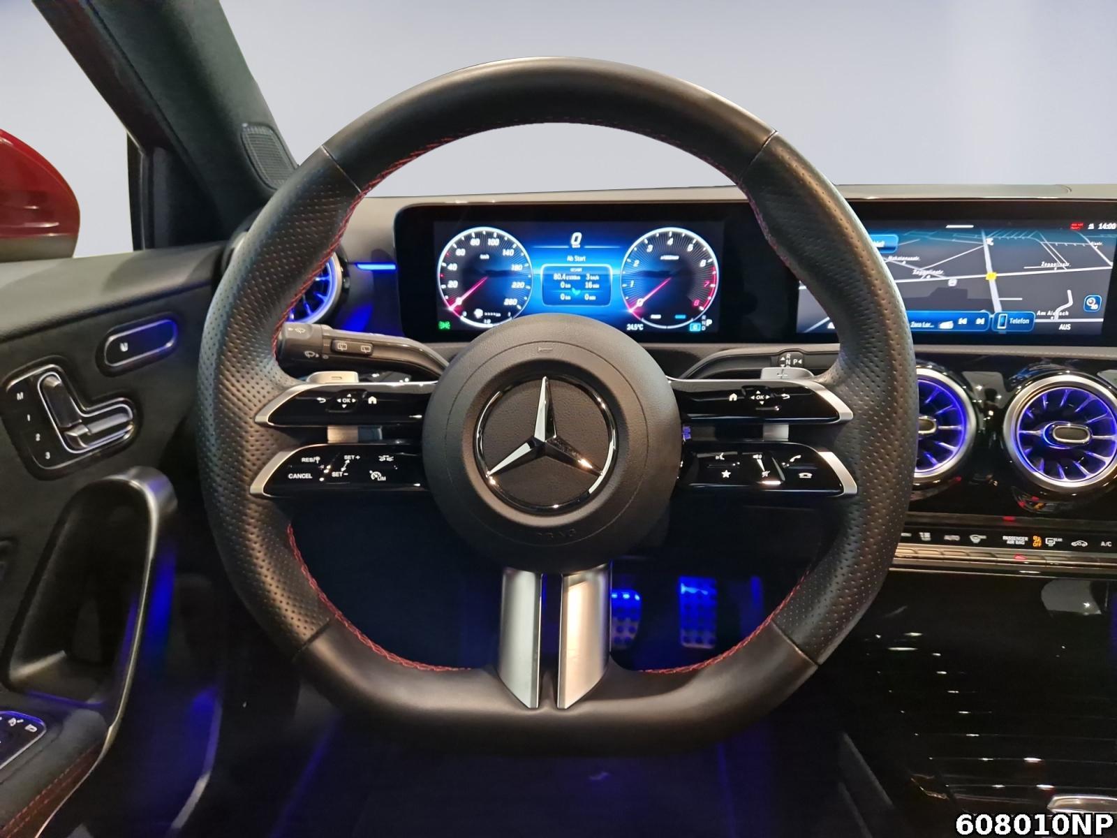 Fahrzeugabbildung Mercedes-Benz A 180 AMG 360° Memory Pano HUD Multibeam 19